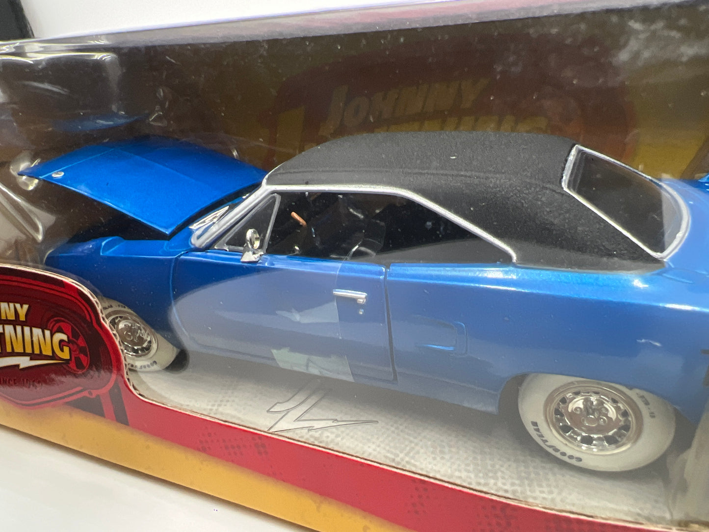 Johnny Lightning 1:24 Scale White Lightning Chase Muscle Cars R31 70 Plymouth Superbird Blue VHTF