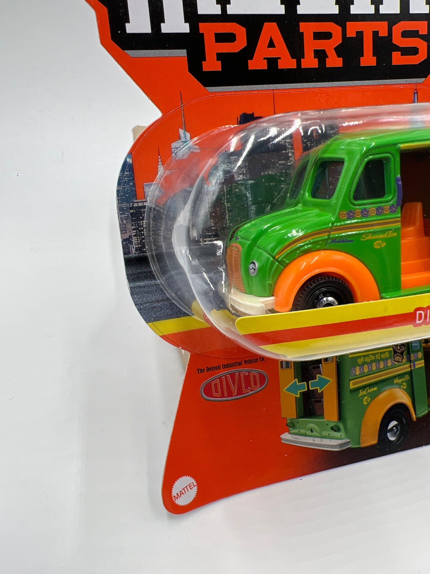 Matchbox Moving Parts #26 Divco Green 168L
