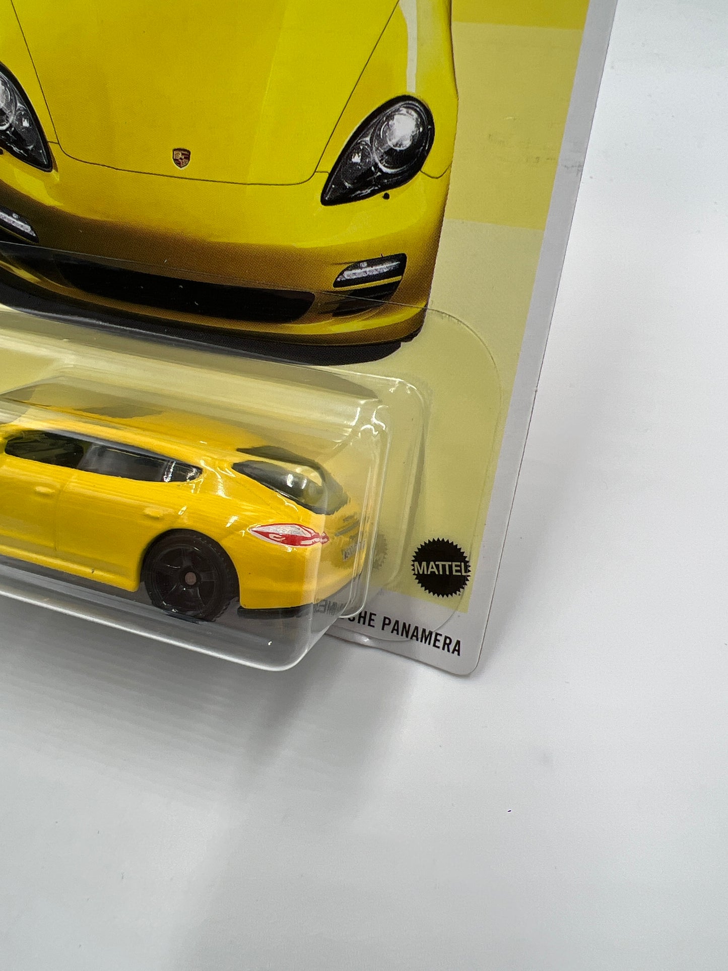 Matchbox Porsche Series #4 Porsche Panamera Yellow 150D