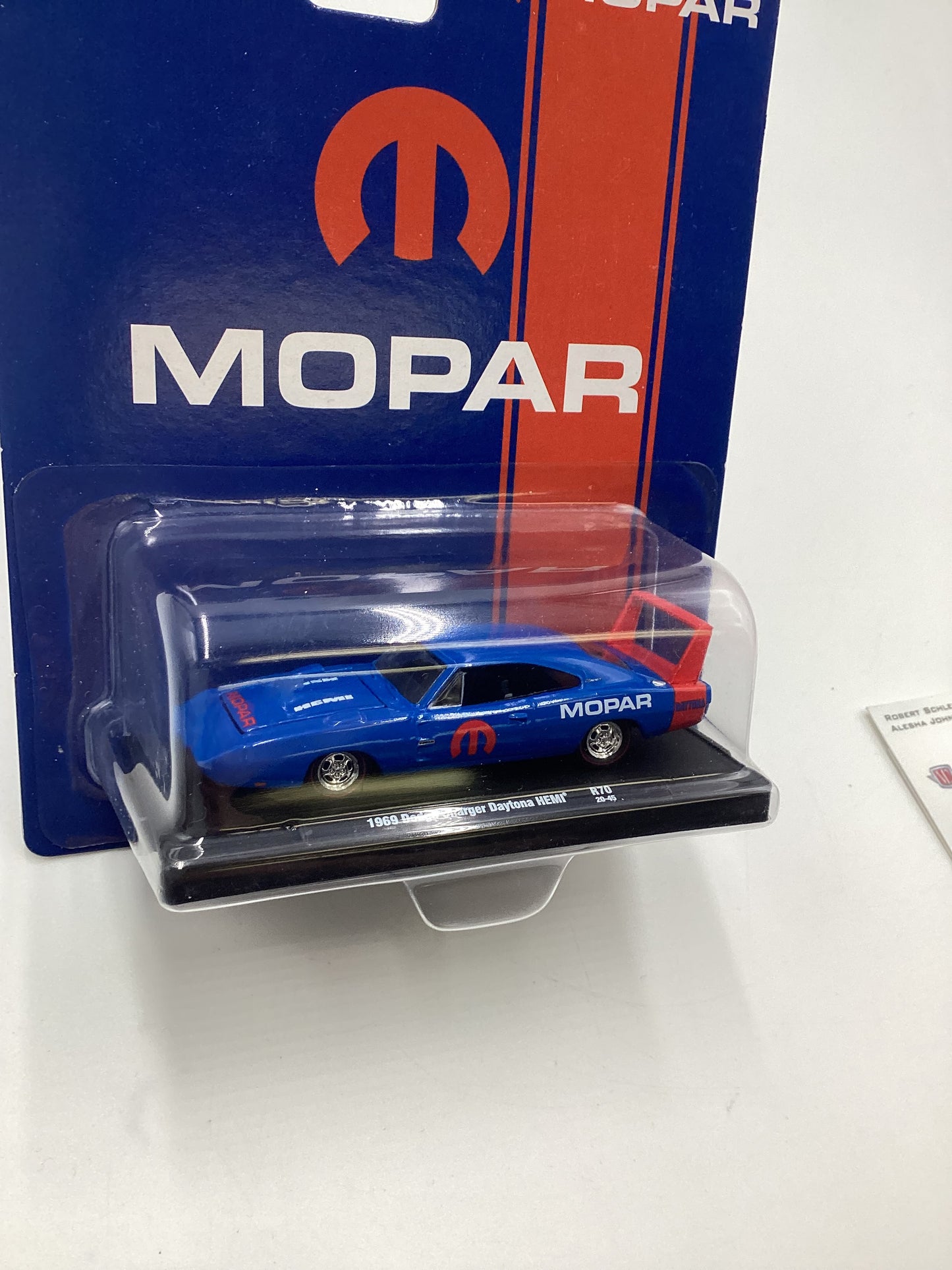 M2 Machines Auto Driver Mopar 1969 Dodge Charger Daytona Hemi Blue R70 188B