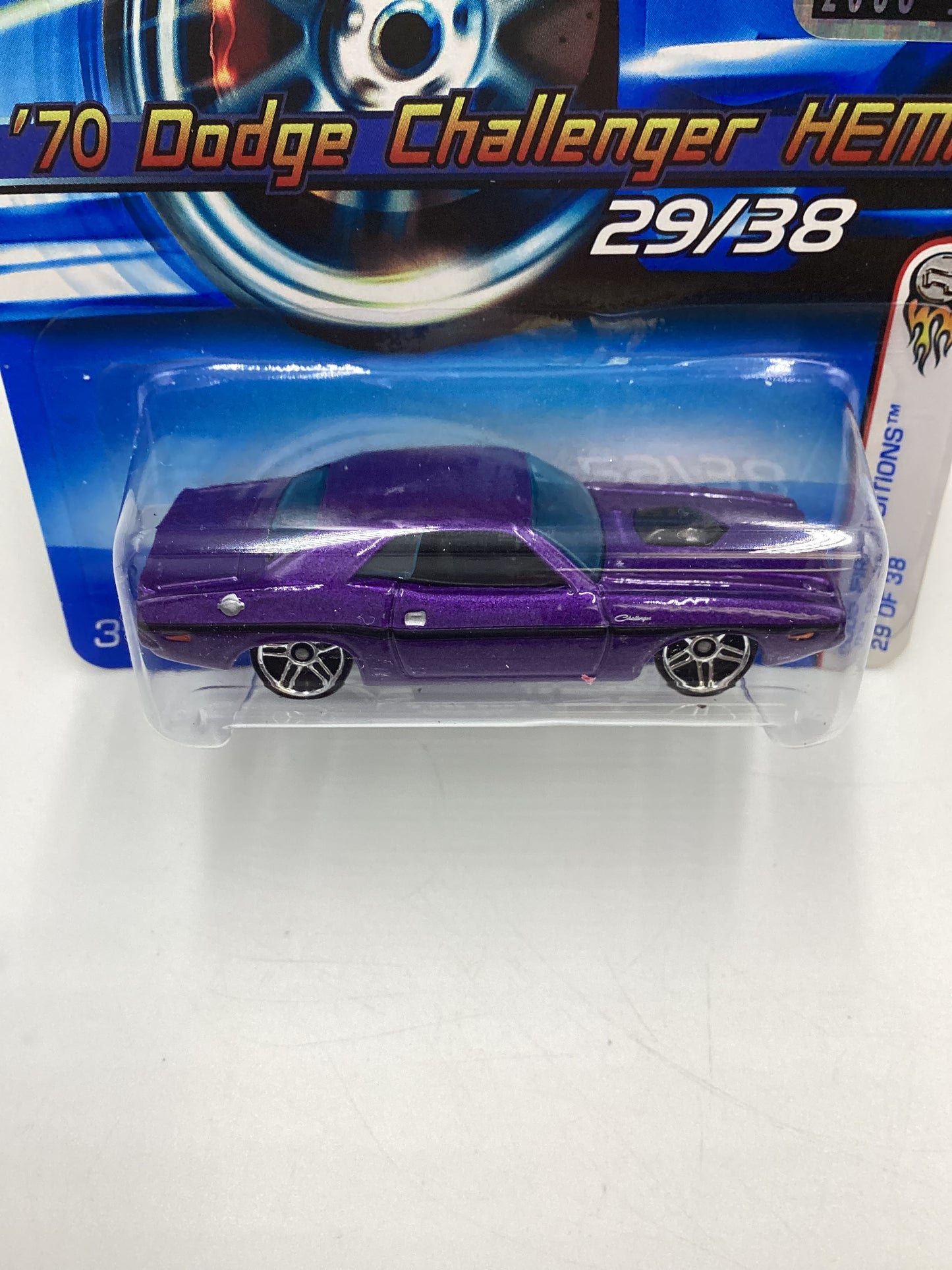 2006 Hot Wheels #29 70 Dodge Challenger HEMI Purple Factory Sealed SR