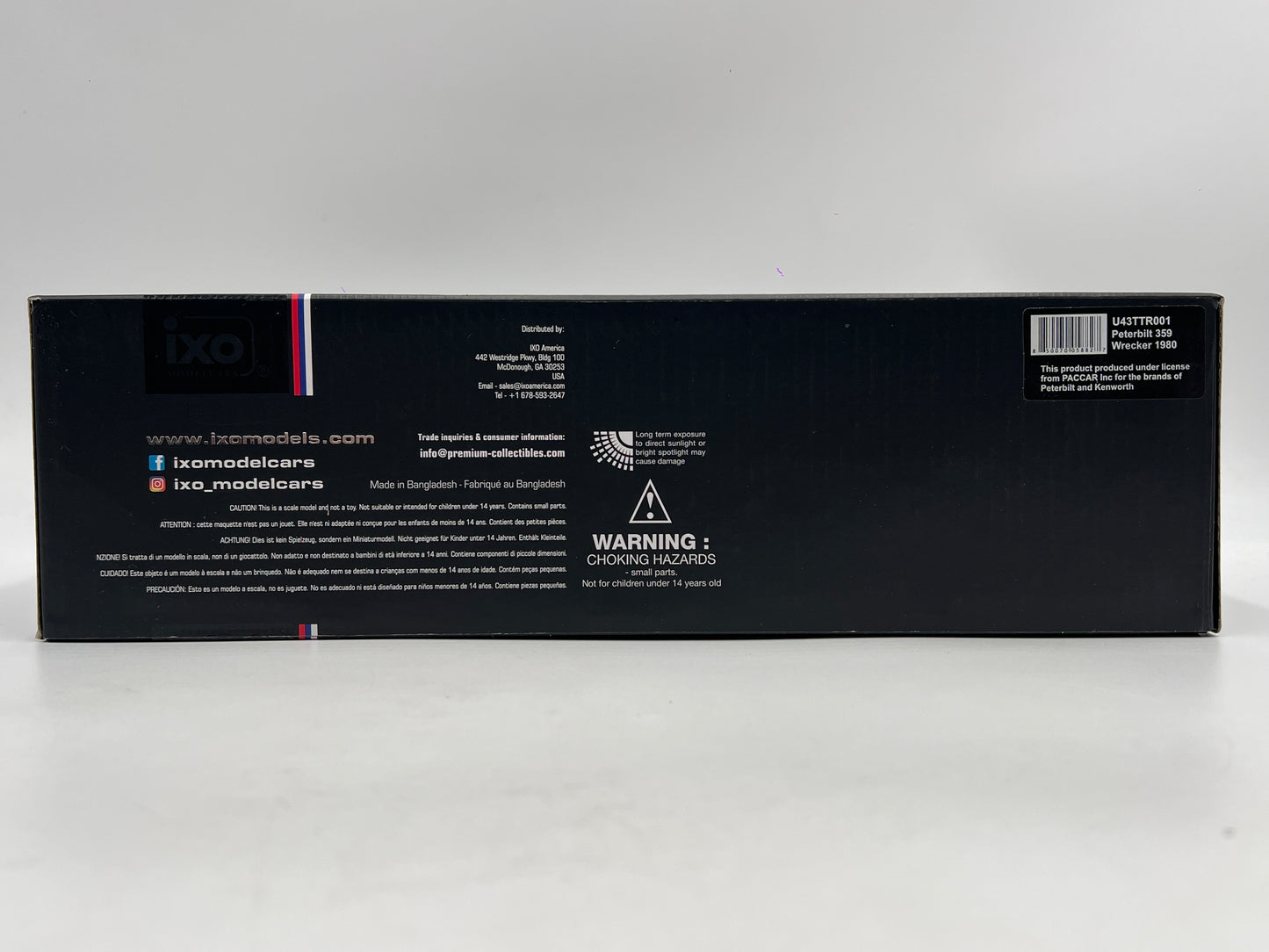 IXO Models 1/43 Scale USA Edition Peterbilt 359 Wrecker 1980 Blue