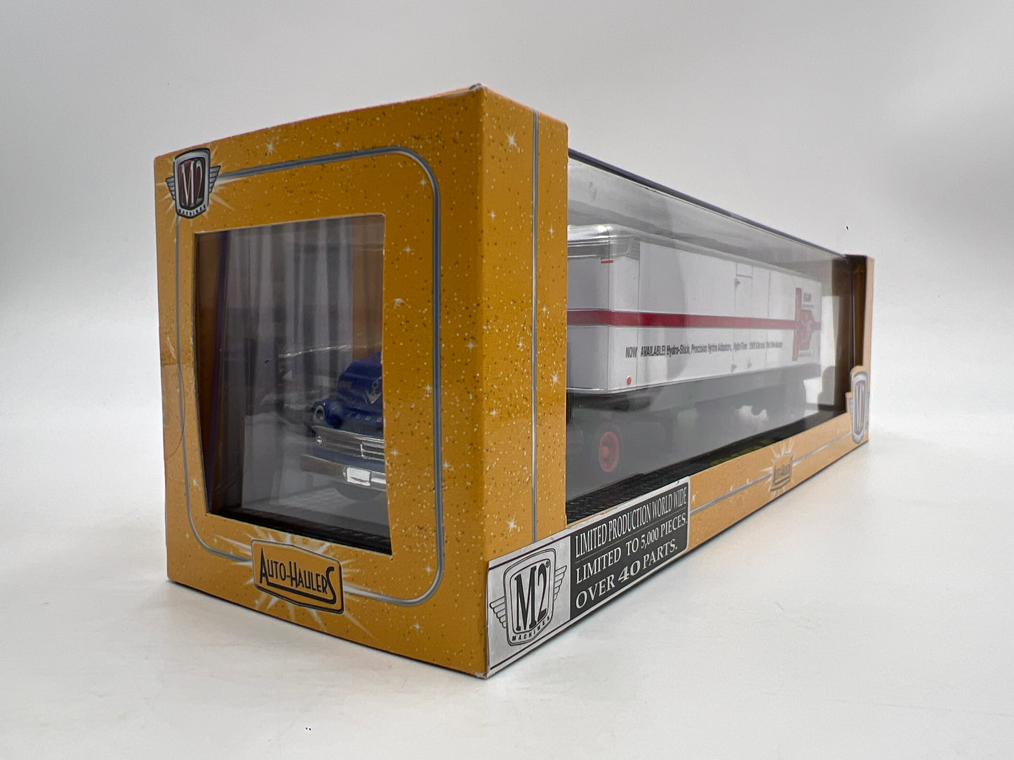 M2 Machines Auto Haulers Premium Edition 1957 Dodge COE & B&M Trailer R11