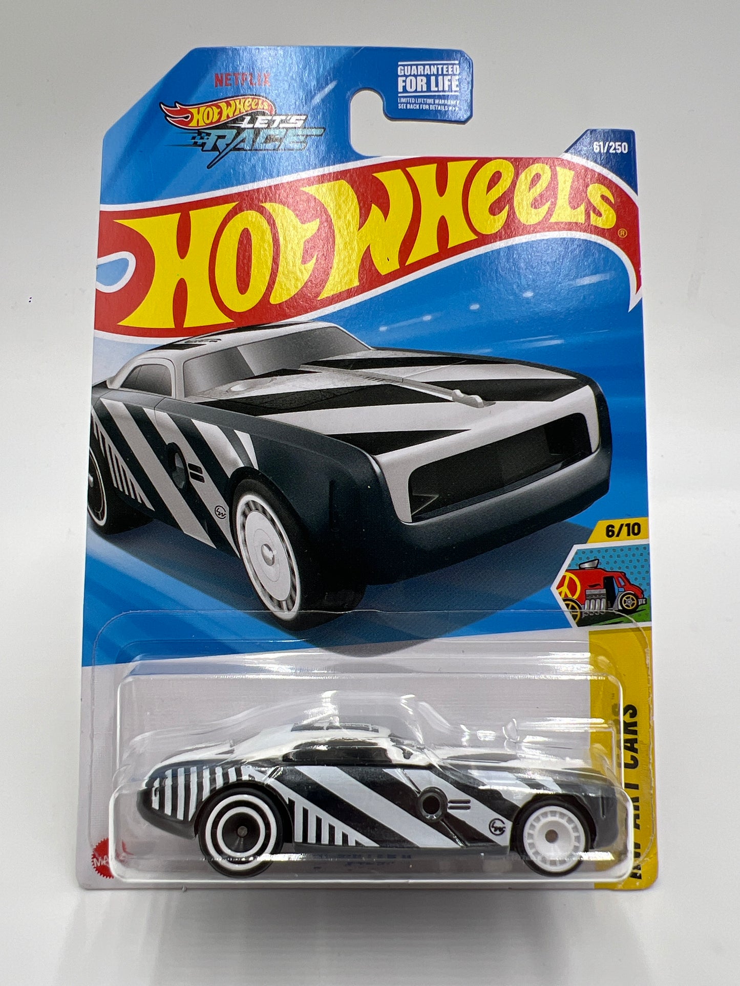 2025 Hot Wheels Super Treasure Hunt #61 Hi-Roller II Black/White W/Protector