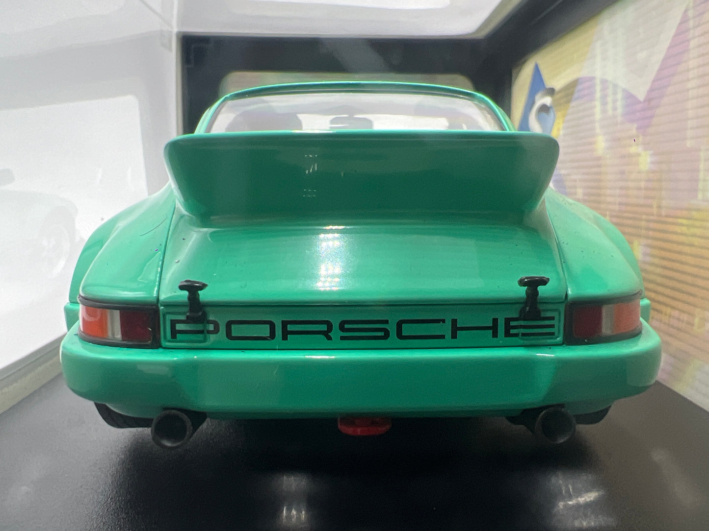 Solido 1:18 Scale Porsche 911 IROC Green