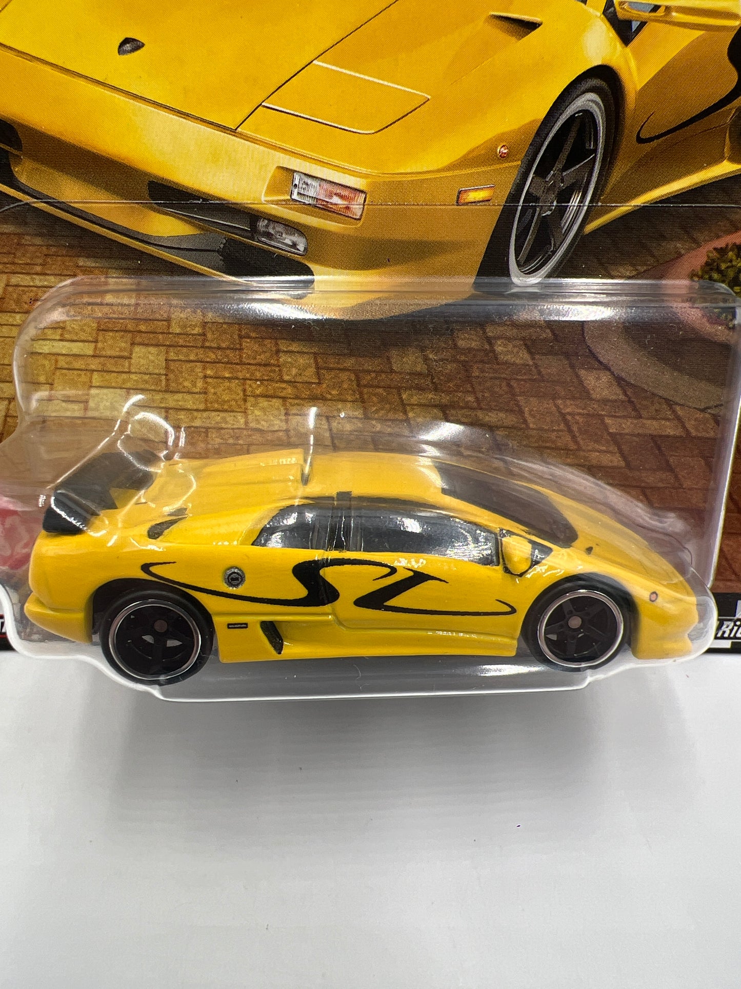 Hot Wheels Premium Boulevard #132 95 Lamborghini Diablo SV Yellow 260A