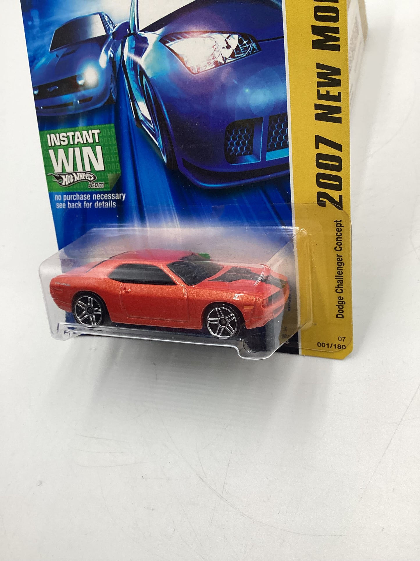 2007 Hot Wheels New Models #1 Dodge Challenger Concept Orange Card Not Perfect 46A