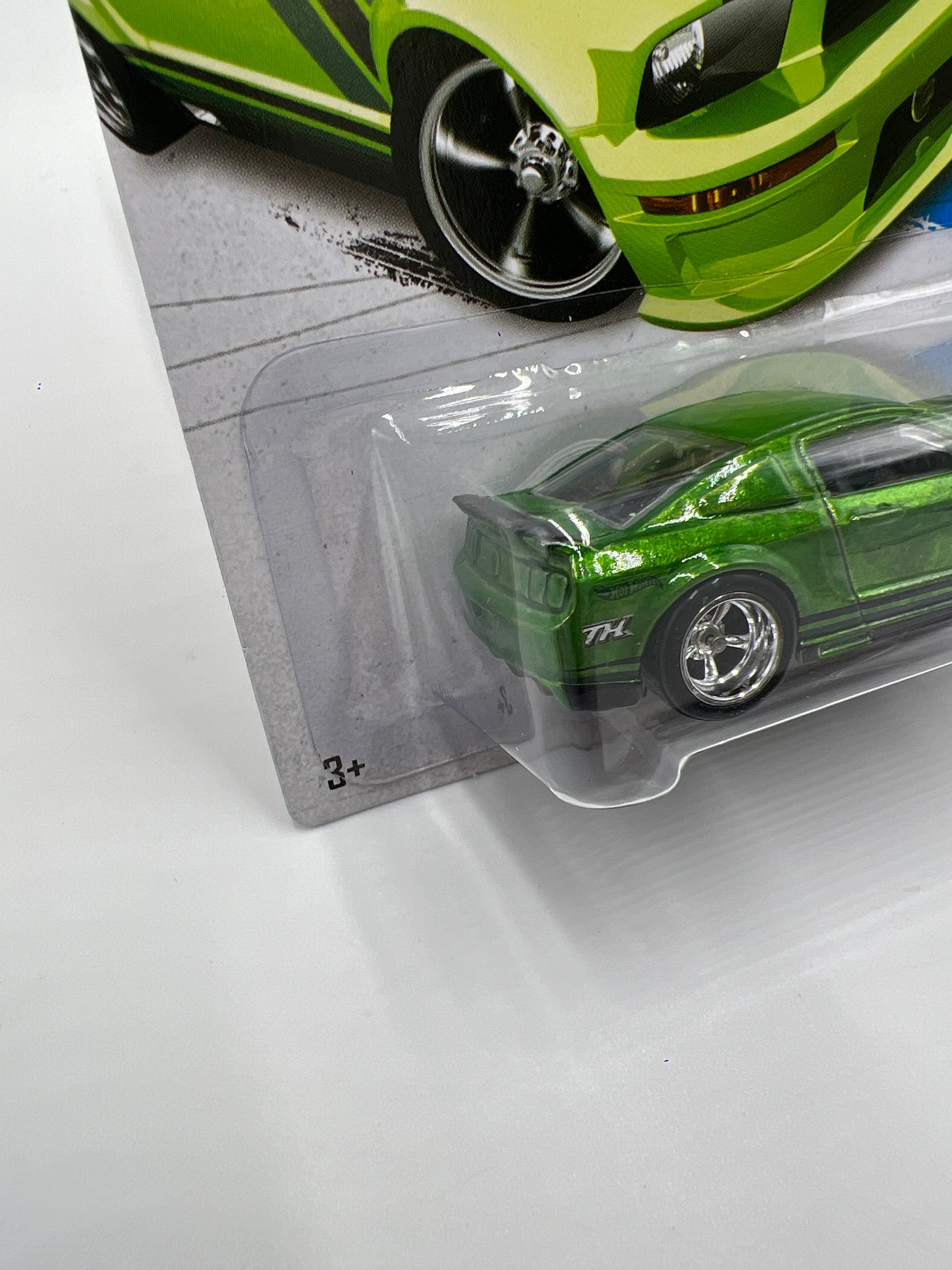 2013 Hot Wheels Super Treasure Hunt #229 07 Ford Mustang Green W/Protector