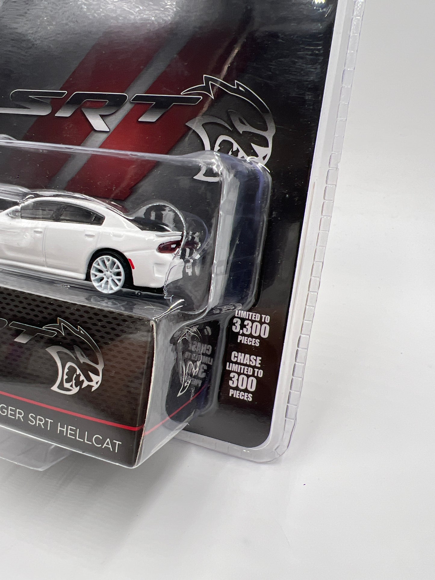 Greenlight Mijo Exclusives 1/300 CHASE 2018 Dodge Charger SRT Hellcat White