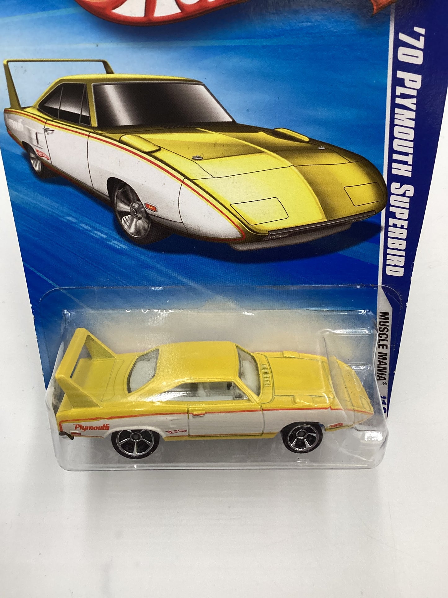 2010 Hot Wheels #087 70 Plymouth Superbird Yellow/White 38C