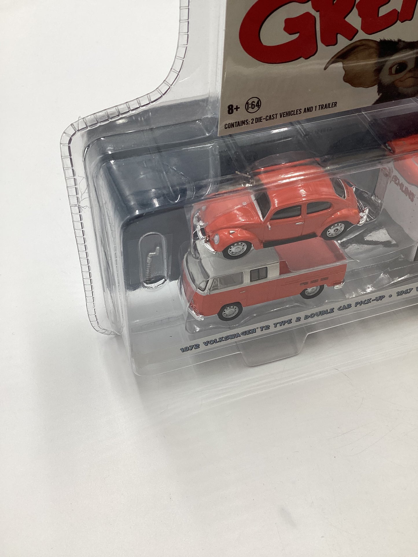 Greenlight Hollywood Hitch and Tow Gremlins 1972 Volkswagen T2 Type 2 Double Cab Pick Up 1967 Volkswagen Beetle Orange Blister Damage