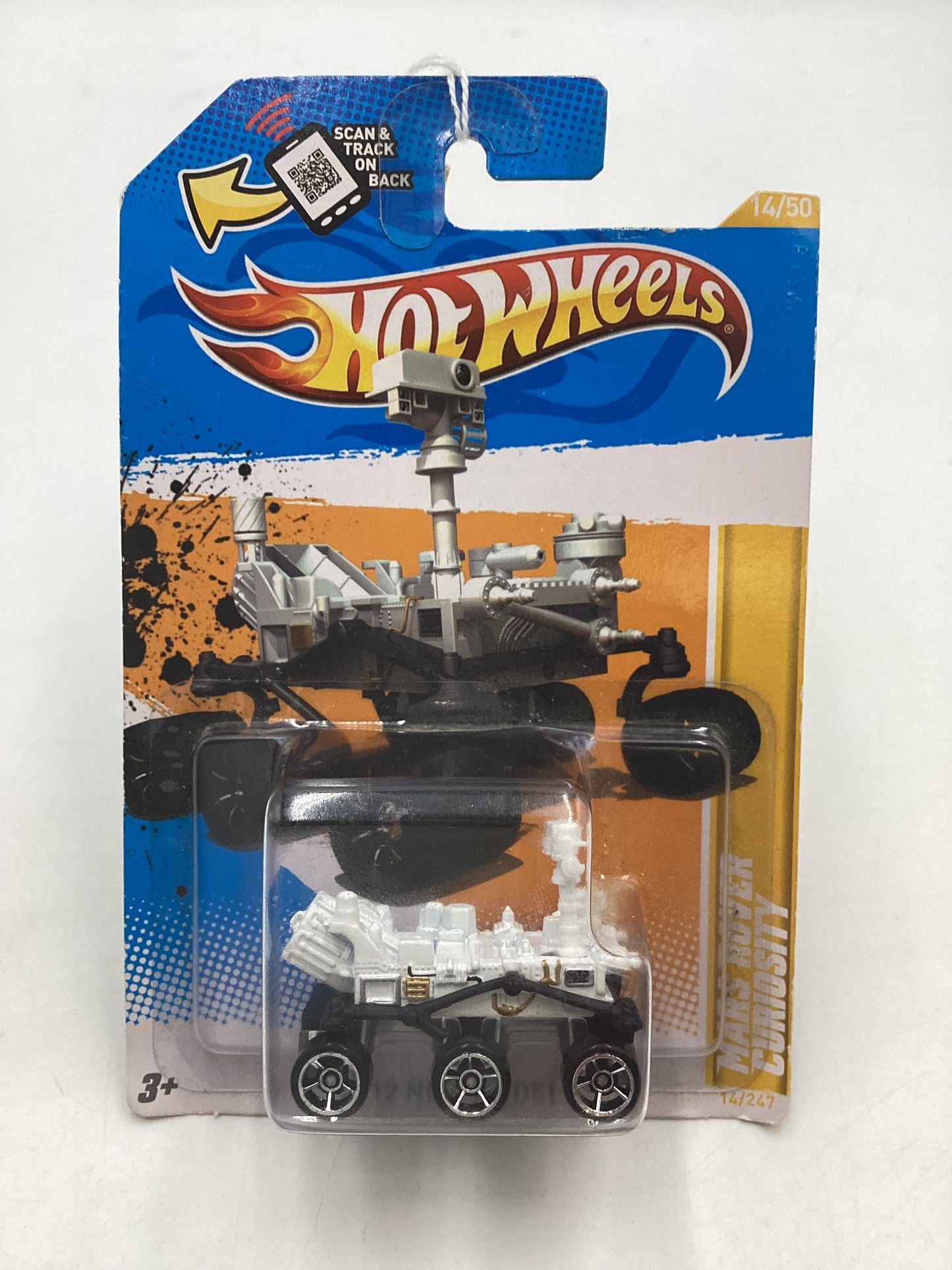 2012 hot wheels #14 Mars Rover Curosity White 121B