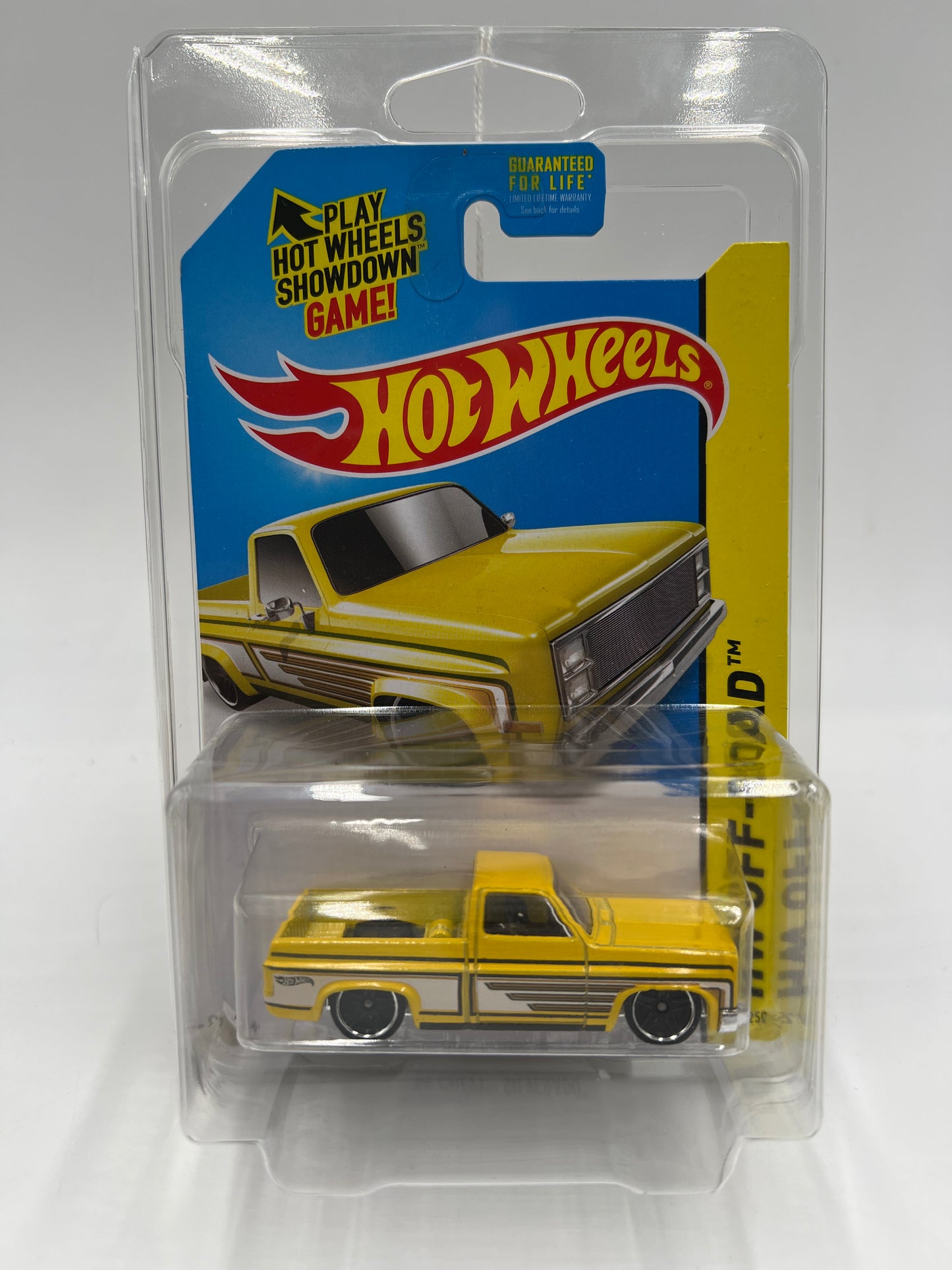 2014 Hot Wheels Off-Road #136 83 Chevy Silverado Yellow W/Protector