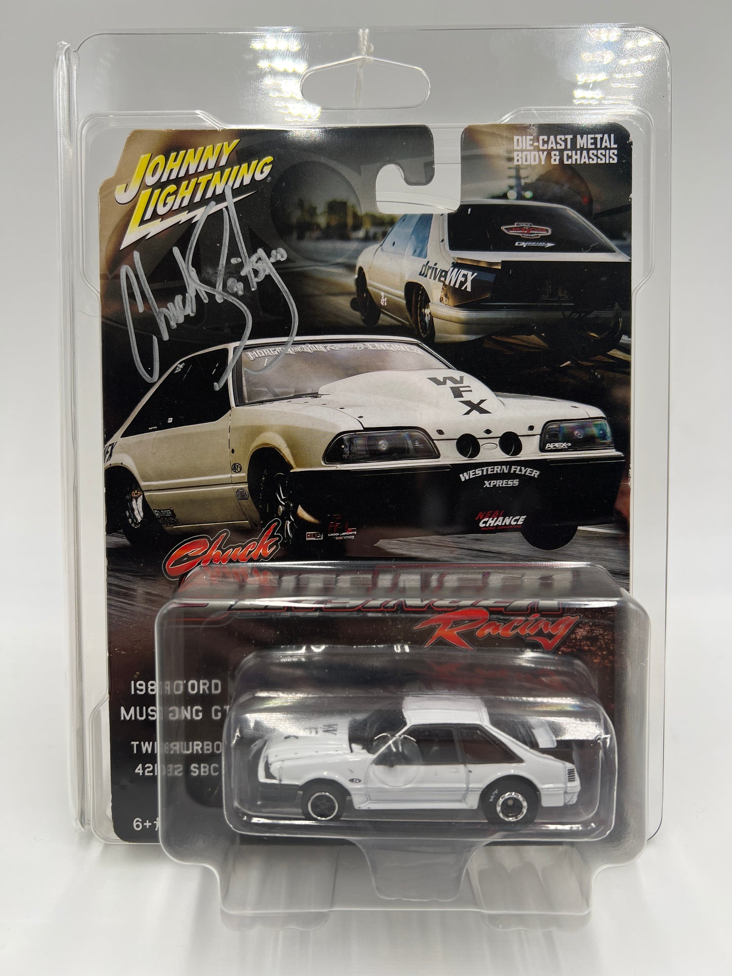 Johnny Lightning Street Outlaws SIGNED Chuck Seitsinger 1989 Ford Mustang GT W/Protector