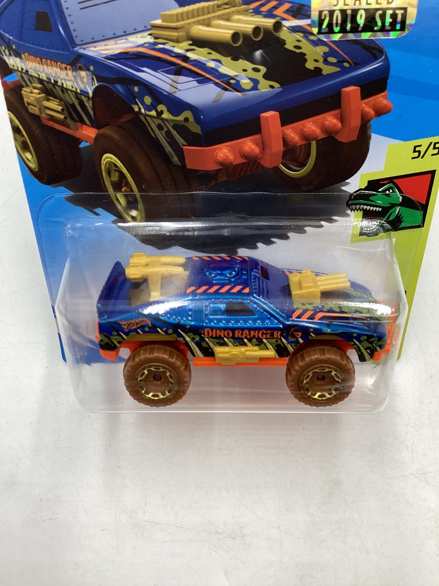 2019 HOT WHEELS  TREASURE HUNT Factory Sealed #40 Sting Rod 277H