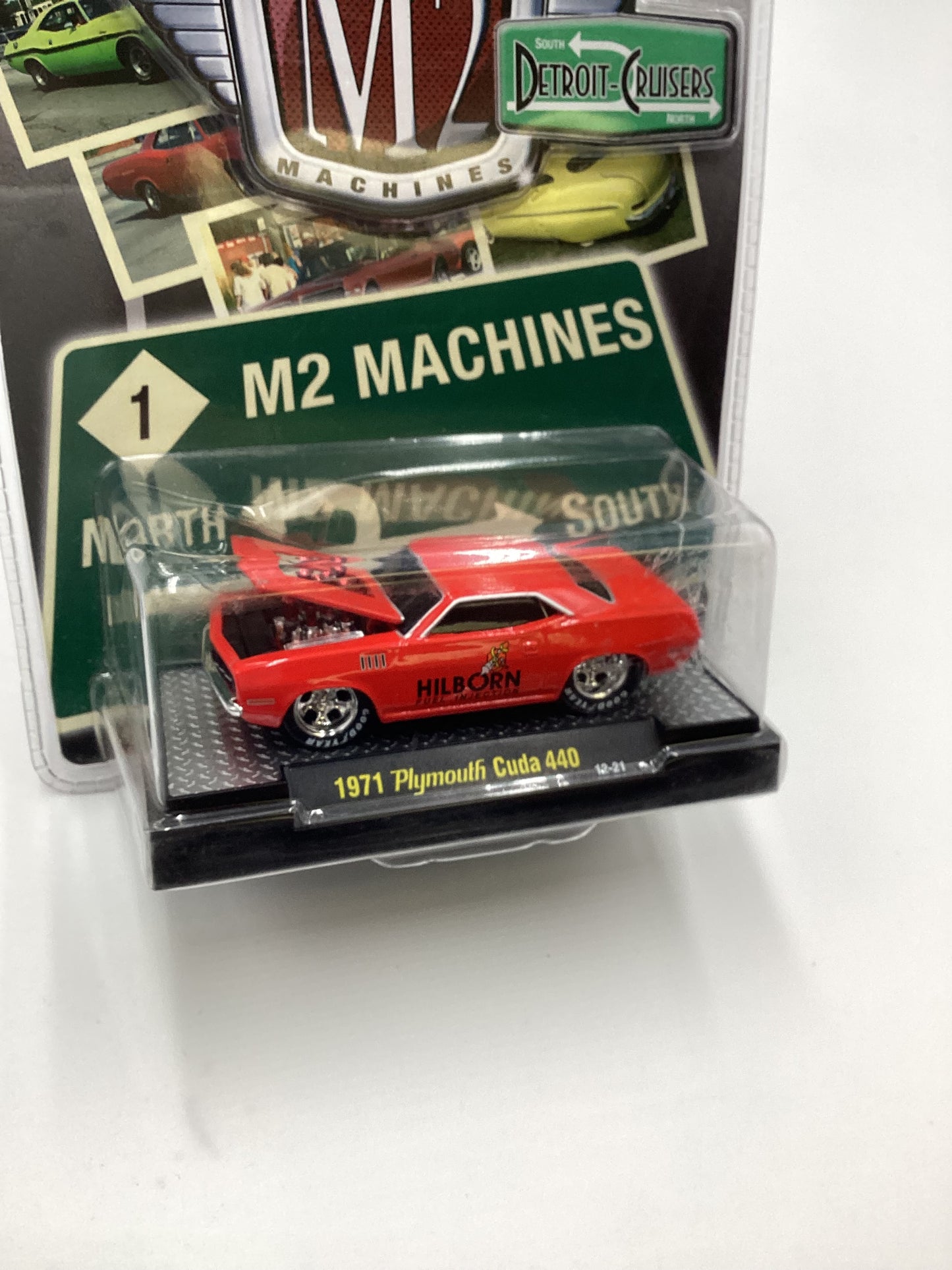 M2 Machines Detroit Cruisers 1971 Plymouth Cuda 440 Red 12-21 203D