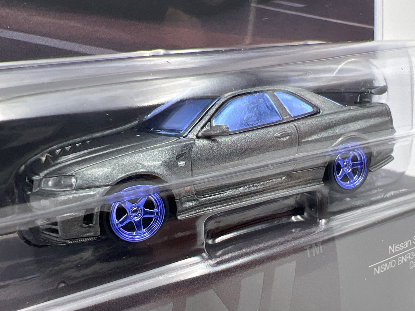 Mini GT #1160 CHASE Nissan Skyline GT-R Nismo BNR34 CRS Version Gray