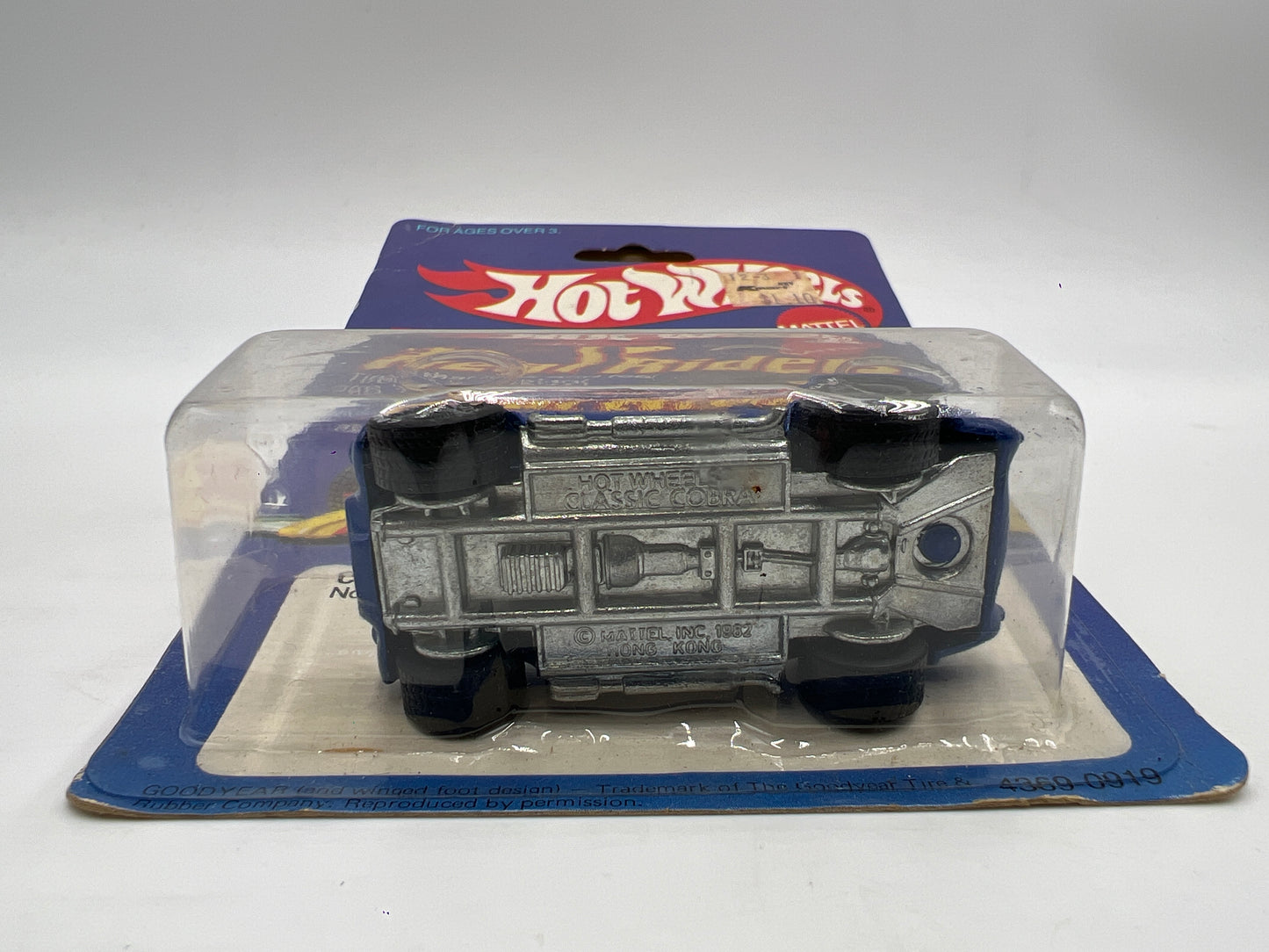 Hot Wheels Original 1982 Real Riders #4369 Gray Hub Classic Cobra Blue W/Protector