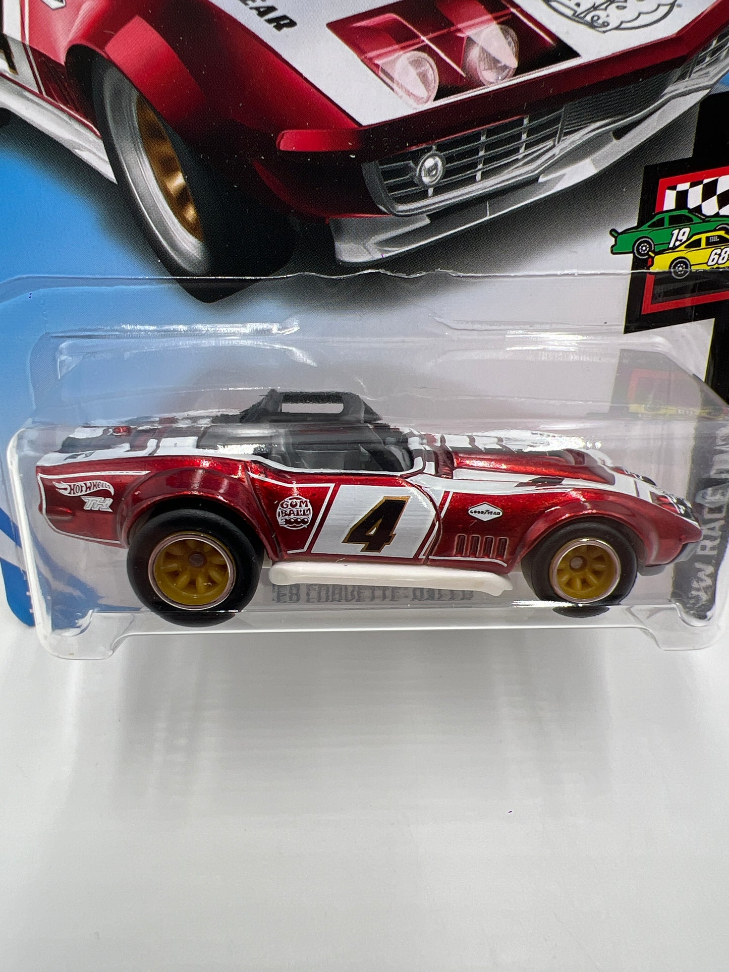 2019 Hot Wheels Super Treasure Hunt #173 69 Corvette Racer Red W/Protector