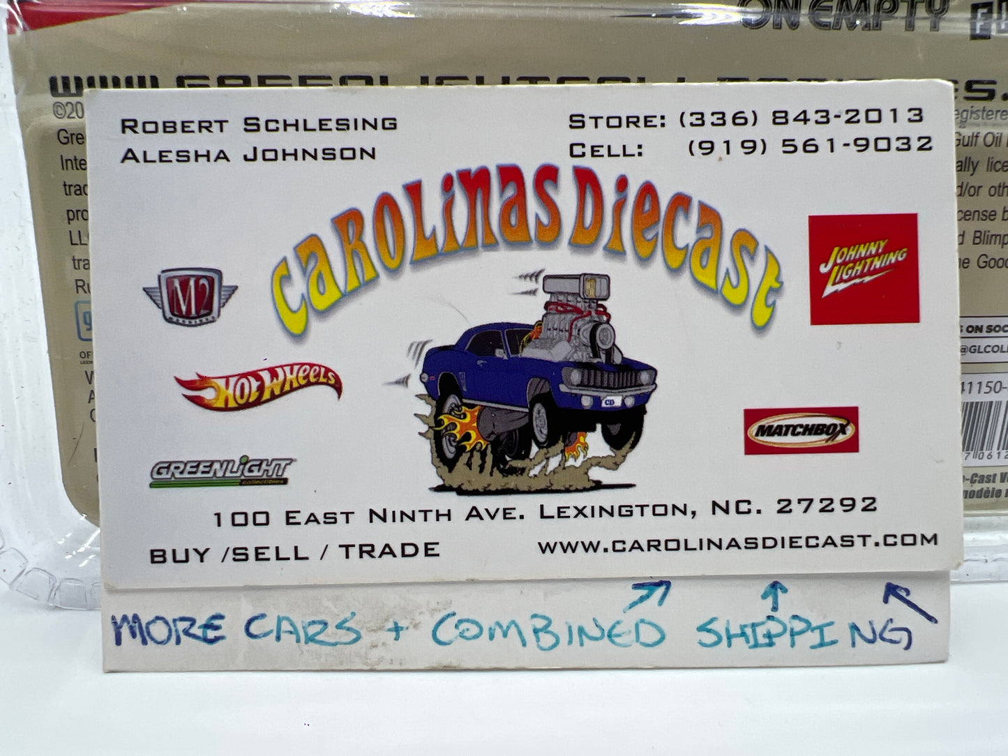 Greenlight Running on Empty Series 15 2022 Chevrolet Corvette C8 Stingray Coupe White 184F