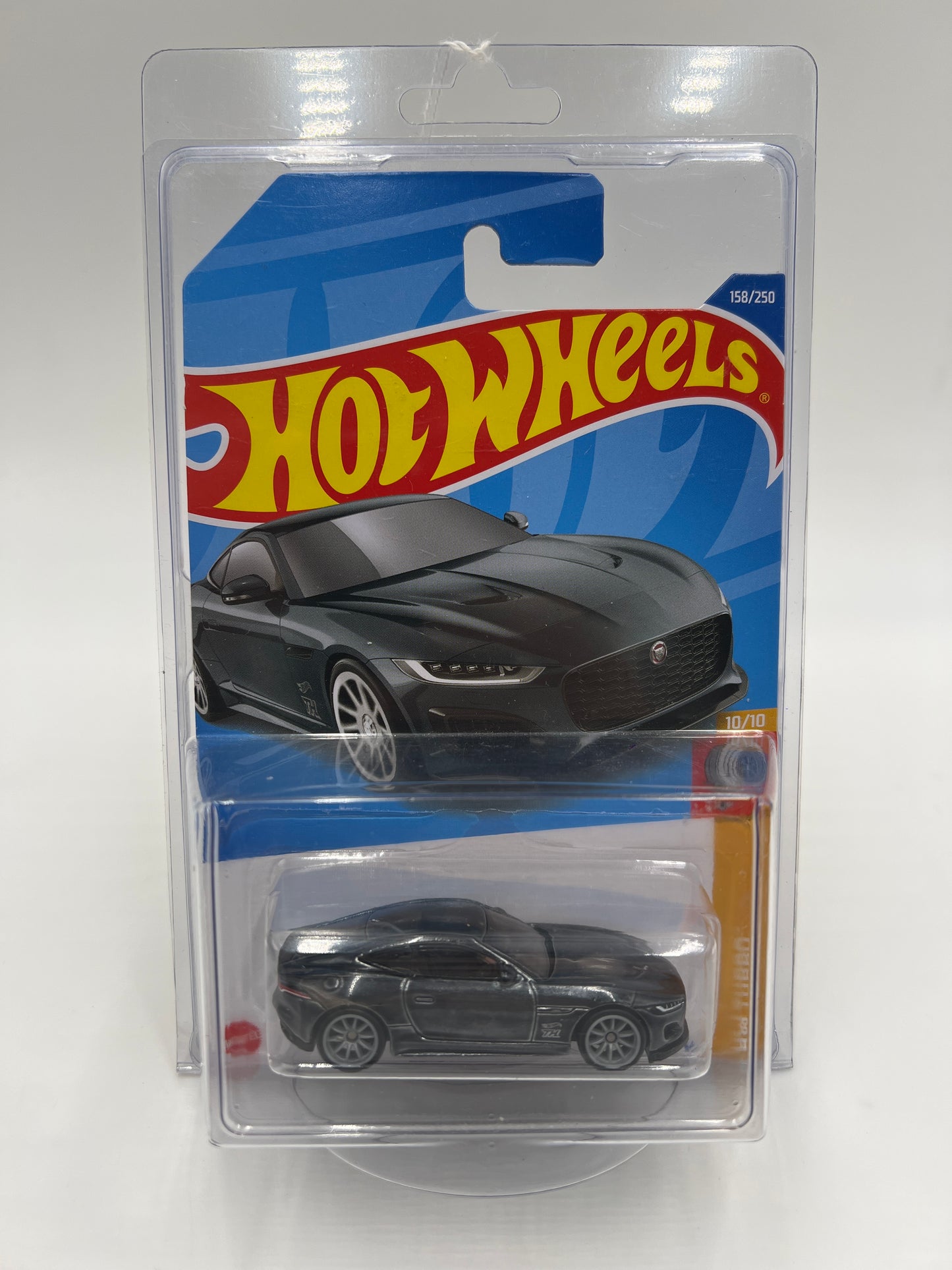 2022 Hot Wheels Super Treasure Hunt #158 2020 Jaguar F-Type Gray W/Protector International Card