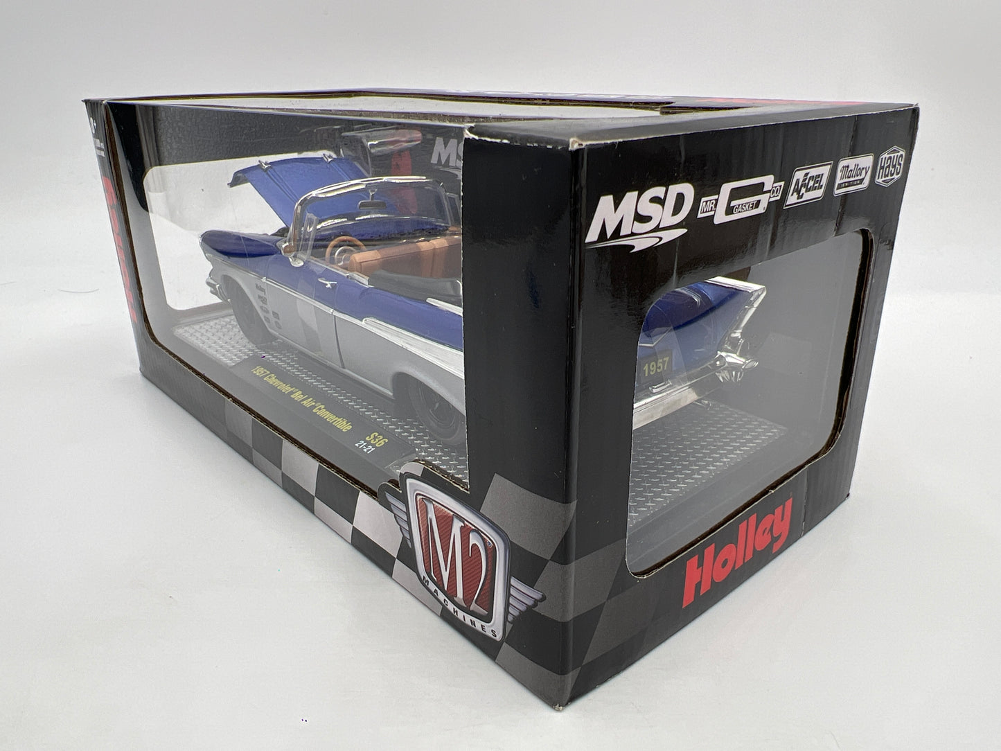 M2 Machines 1/24 Holley 1957 Chevrolet Bel Air Convertible Blue/Silver S36