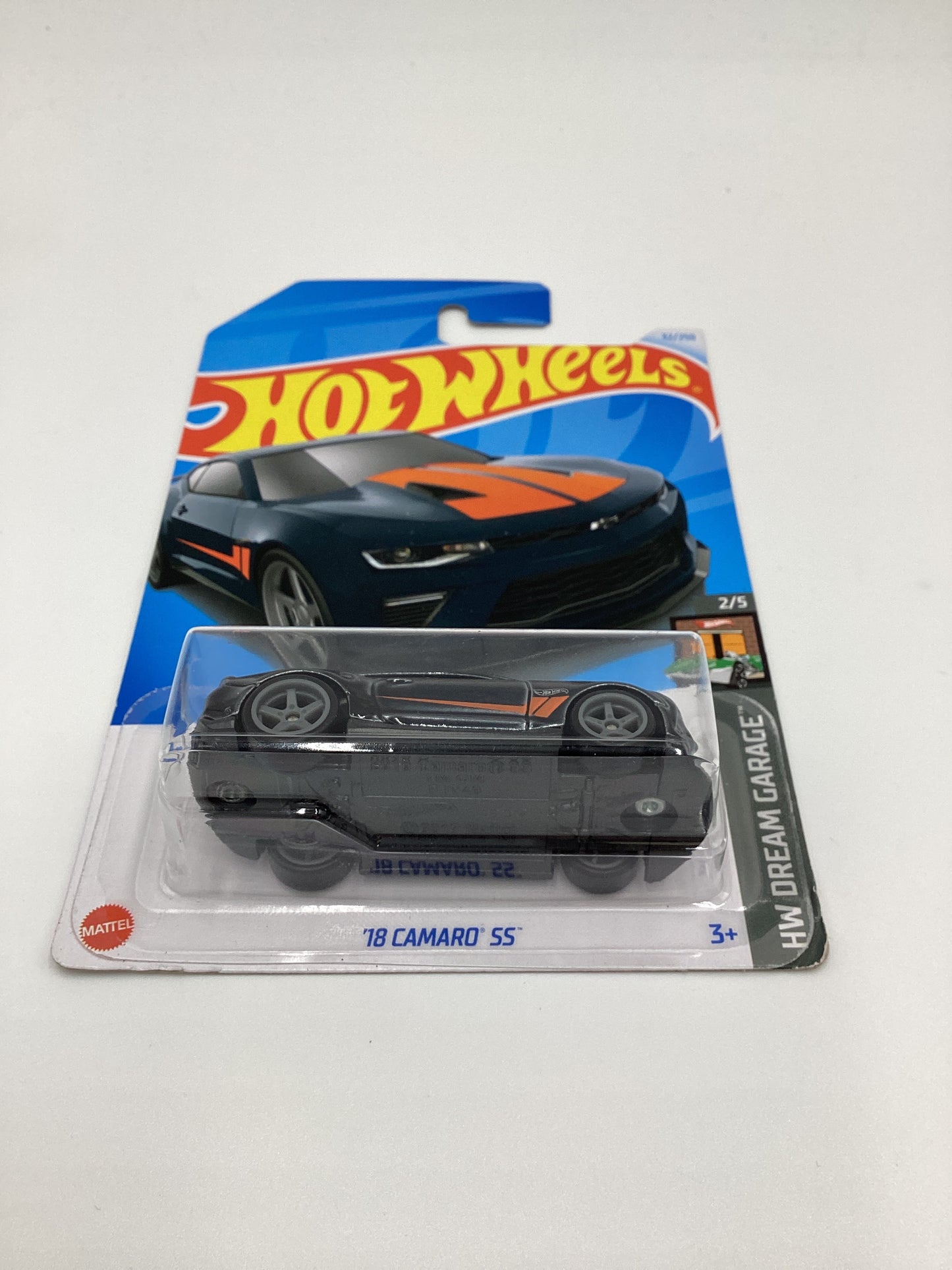 2024 Hot Wheels #32 18 Camaro SS International Card STH Super Treasure Hunt with protector