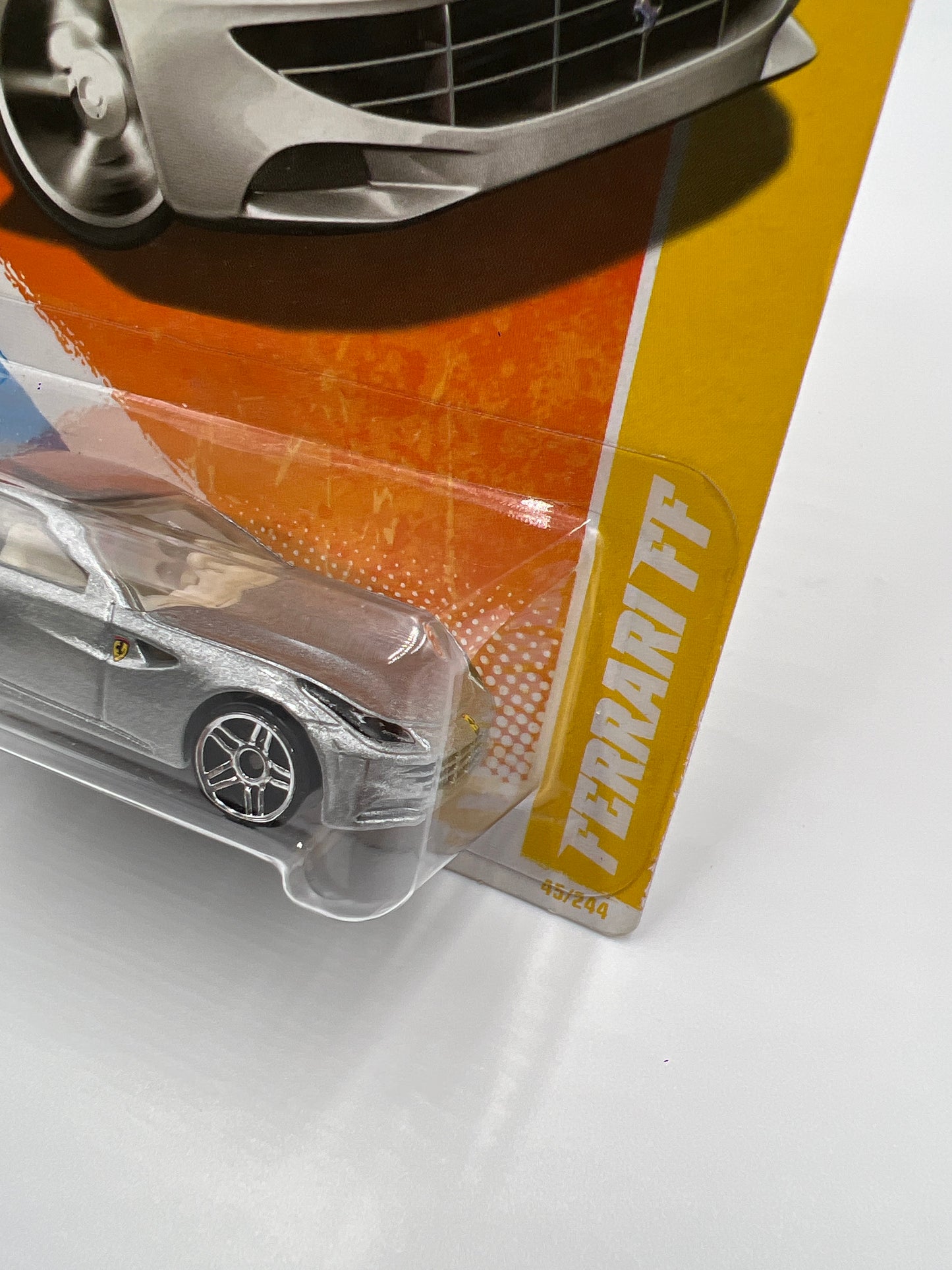 2011 Hot Wheels New Models #45 Ferrari FF Silver Metalflake Variation (SR)