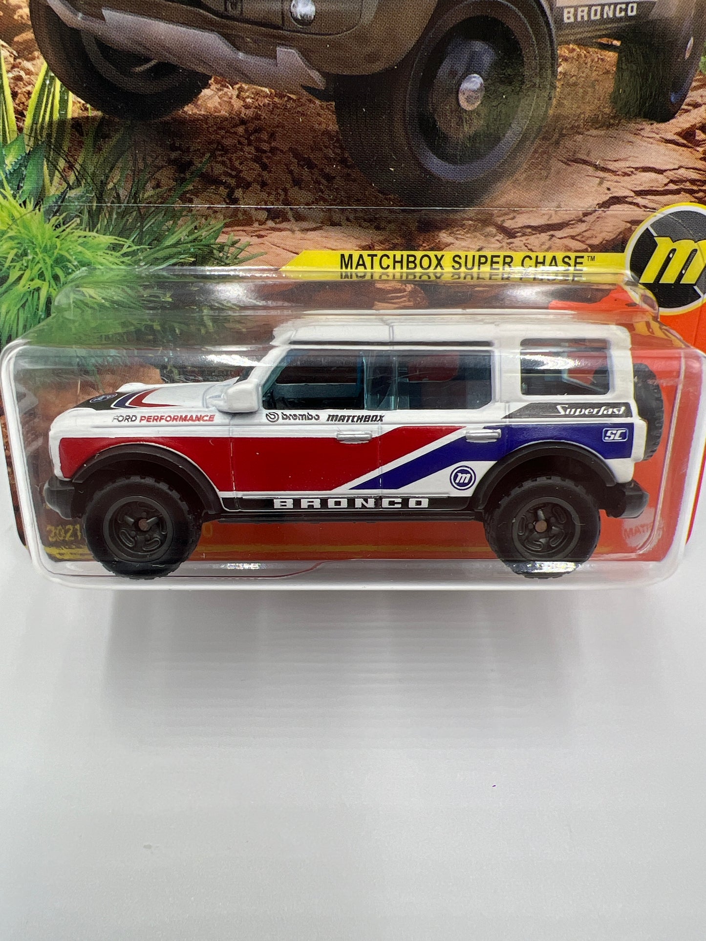 Matchbox Super Chase 2021 Ford Bronco White