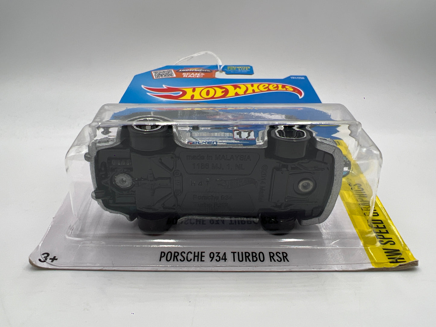 2016 Hot Wheels Speed Graphics #181 Porsche 934 Turbo RSR Silver Falken 100C