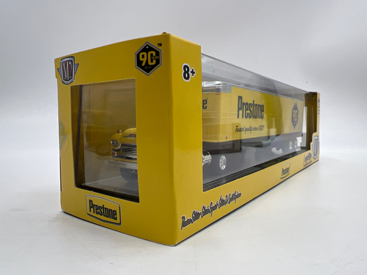 M2 Machines Auto Haulers Prestone 1958 Chevrolet Spartan LCF & 1969 Chevrolet Camaro Z/28 RS R27