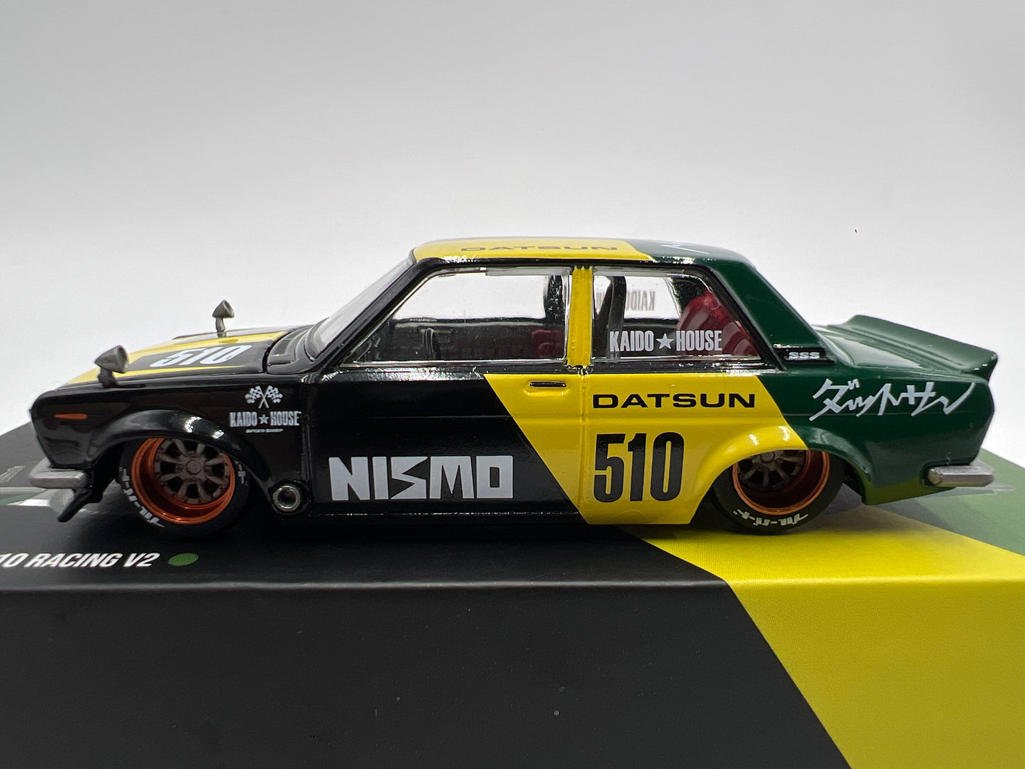 Mini GT Kaido House #131 Datsun Street 510 Racing V2