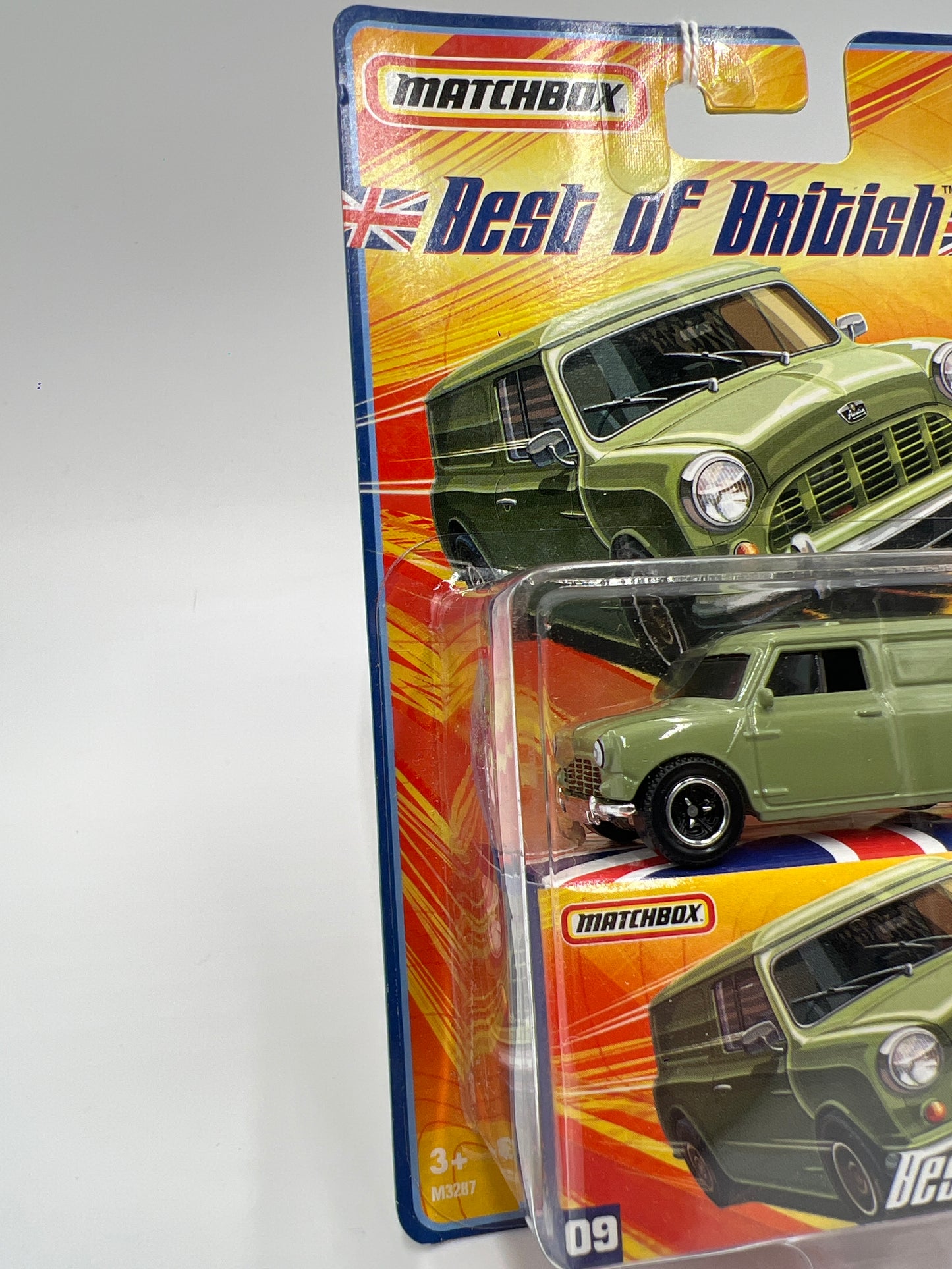 Matchbox Best Of British #9 65 Austin Mini Van Green 173E