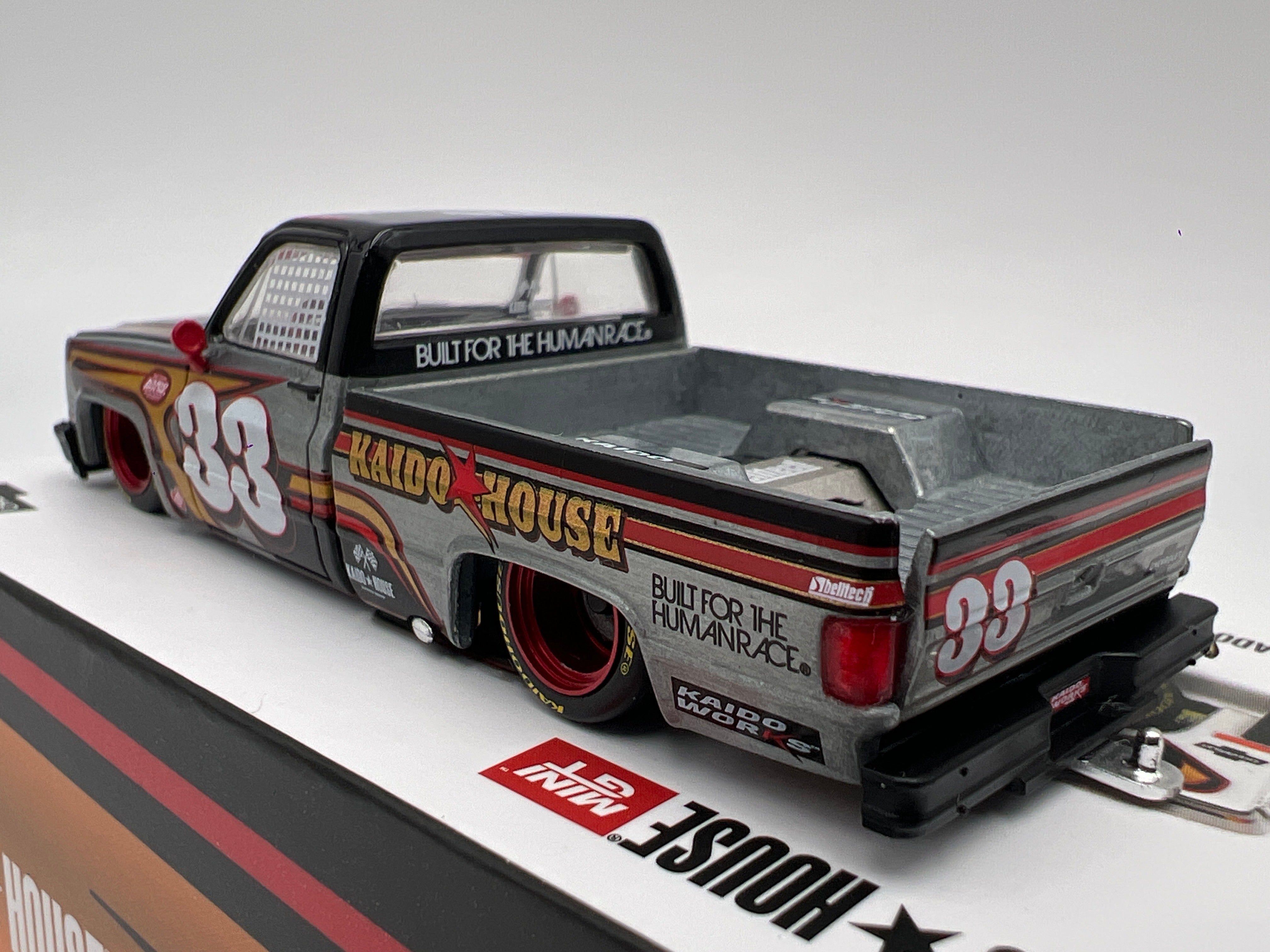 Mini GT x Kaido House #212 CHASE Chevrolet Silverado Kaido