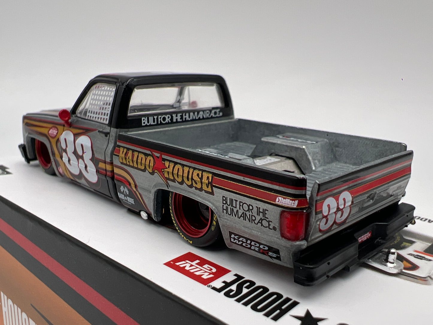 Mini GT x Kaido House #212 CHASE Chevrolet Silverado Kaido Intimidator V1