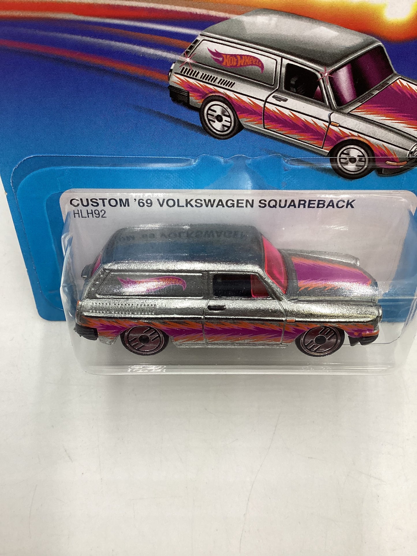 2023 Hot wheels Target Ultra Hots #6 Custom 69 Volkswagen Squareback 156G