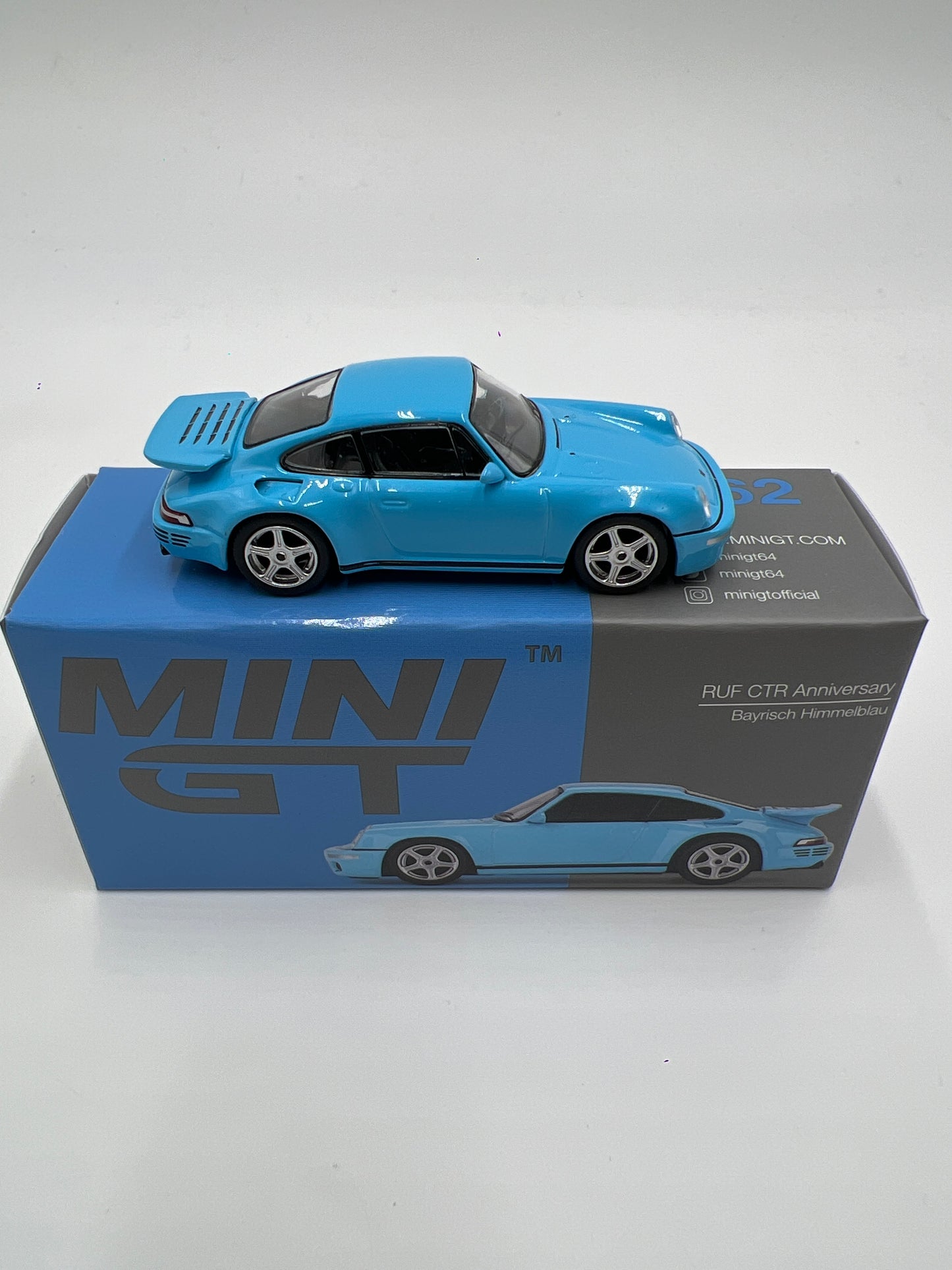 Mini GT Mijo Exclusives #562 Porsche RUF CTR Anniversary Light Blue