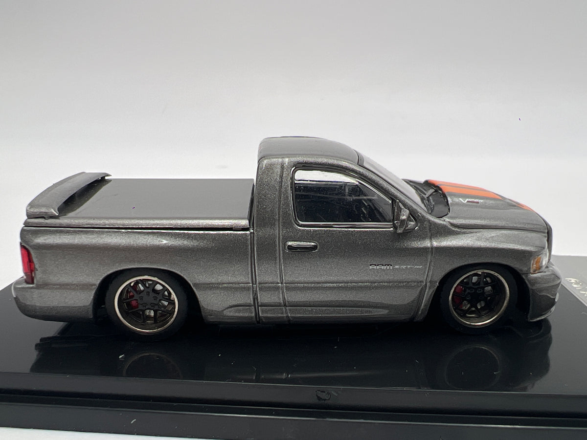 Shoom 64 Models 1:64 #16 Dodge Ram SRT-10 Gray W/Accessories