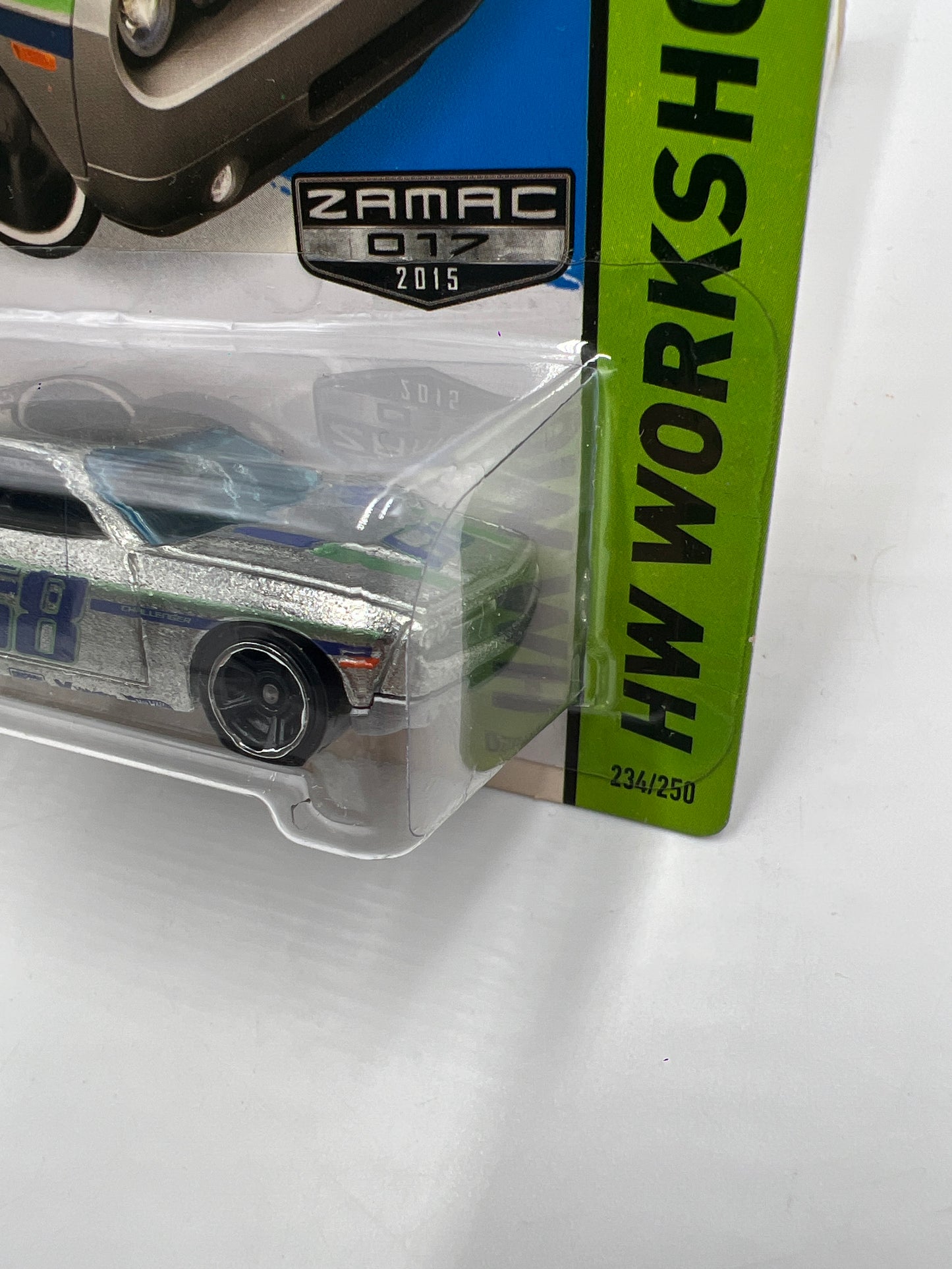 2015 HW Workshop Zamac 017 #234 Dodge Challenger Concept *Card Yellowing* 144G