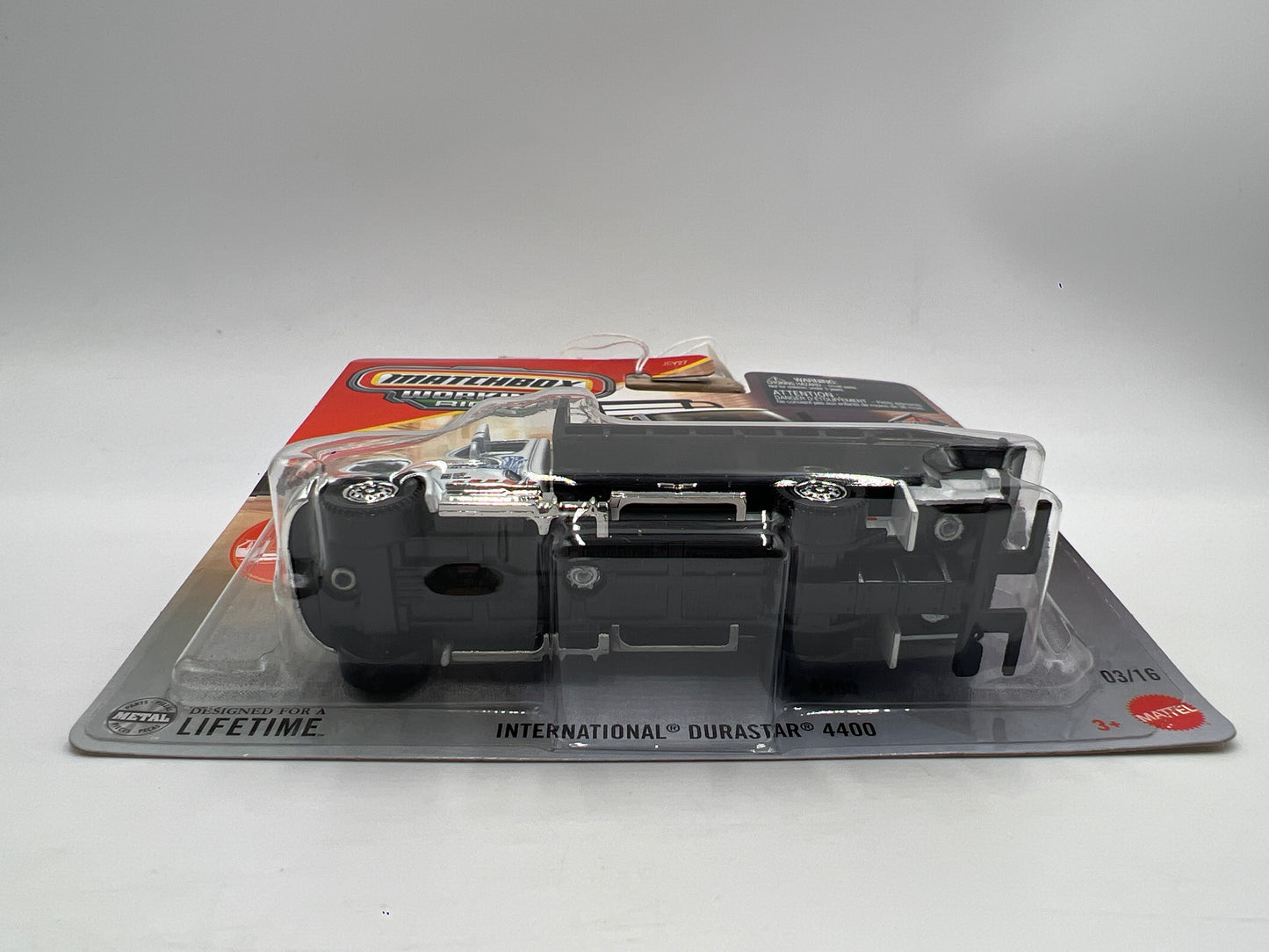 2025 Matchbox Working Rigs #3 International Durastar 4400 White 164F