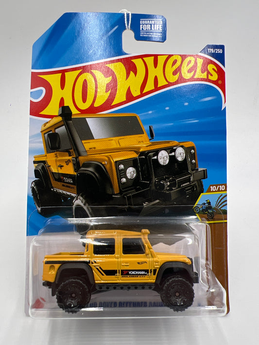 2025 Hot Wheels Q Case Dirt #179 15 Land Rover Defender Double Cab Yellow 61E