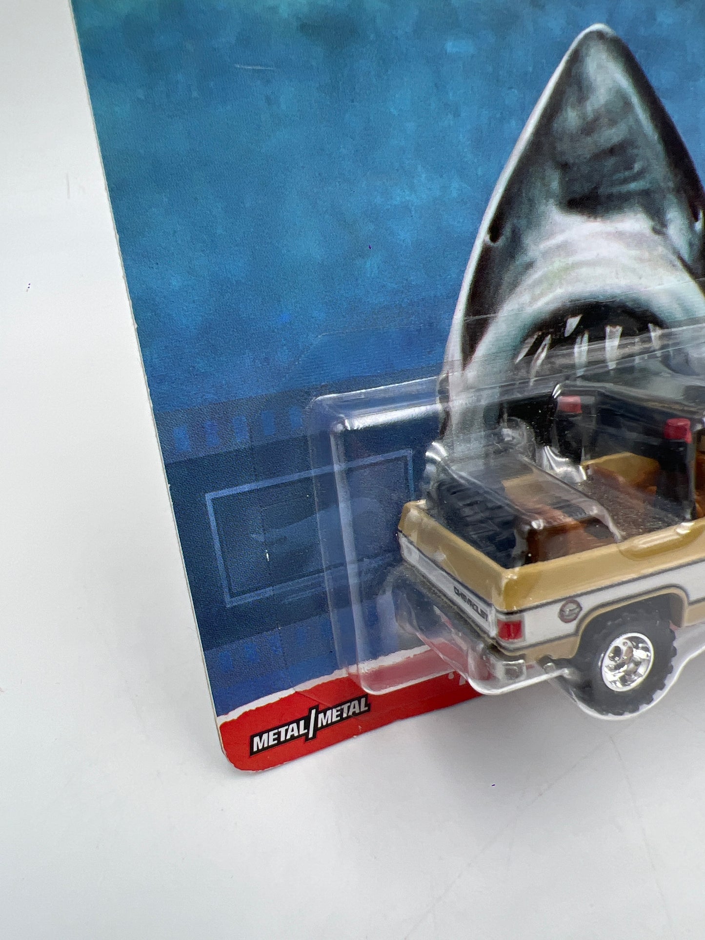 Hot Wheels Premium Jaws 1975 Chevy Blazer Custom W/Protector
