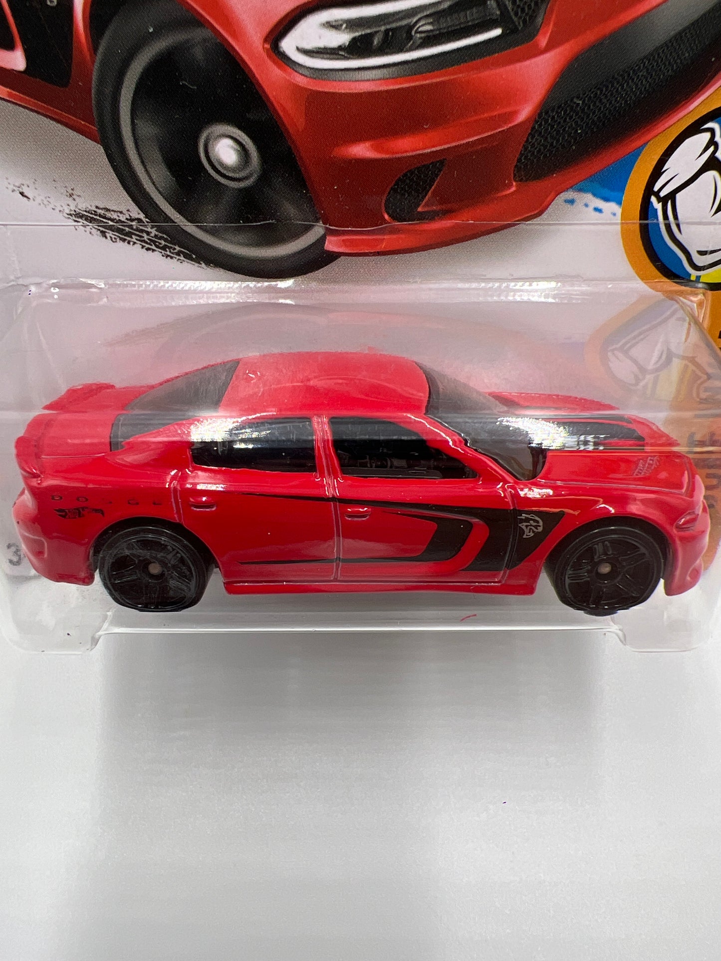 2016 Hot Wheels Muscle Mania #130 15 Dodge Charger SRT Red 46E