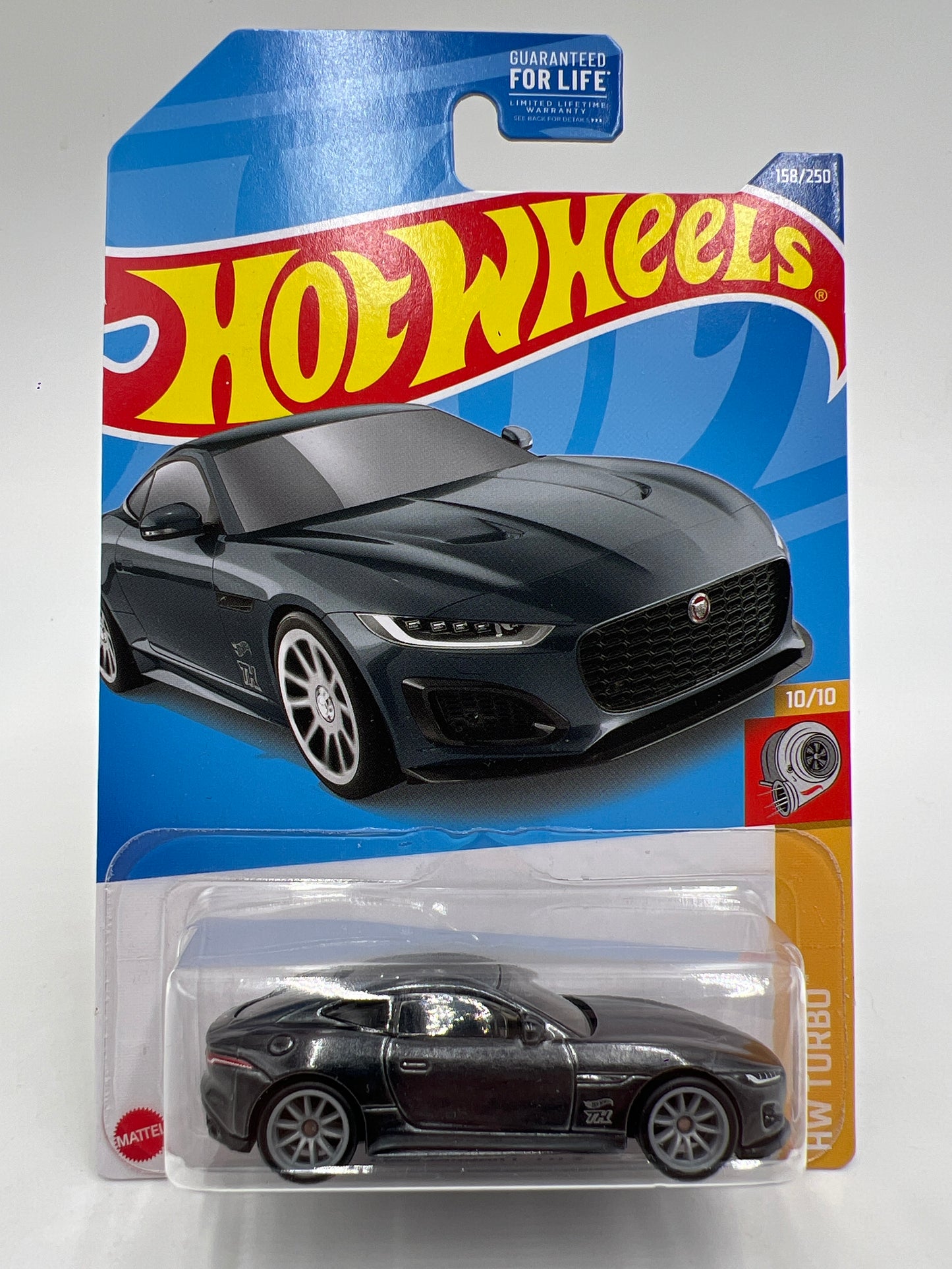 2022 Hot Wheels Super Treasure Hunt #158 2020 Jaguar F-Type Gray W/Protector