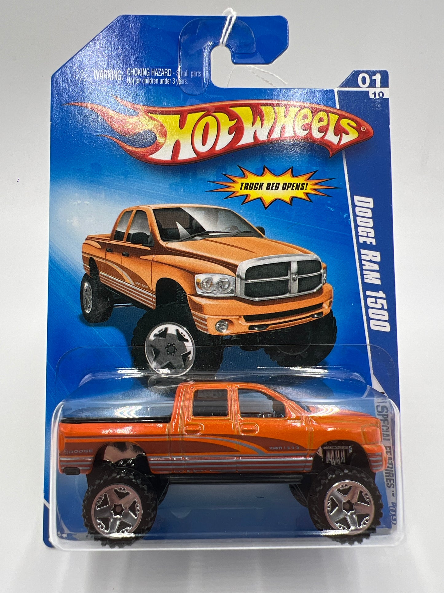 2009 Hot Wheels Special Features #87 Dodge Ram 1500 Orange 38C
