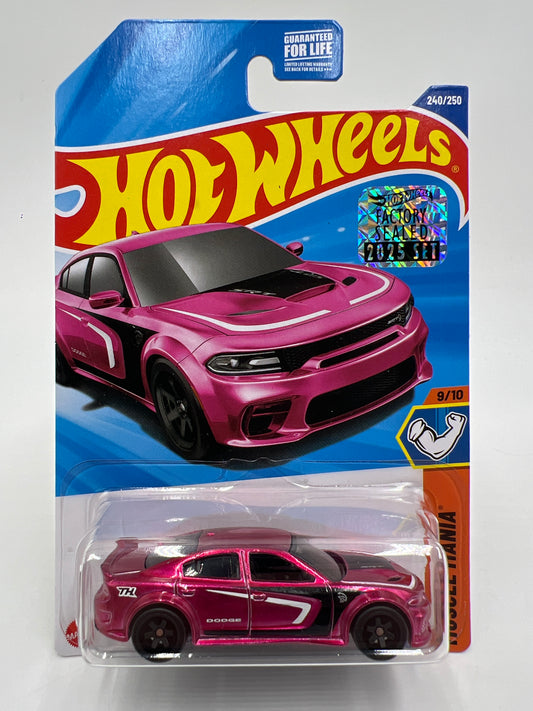 2025 Hot Wheels Factory Sealed Super Treasure Hunt #240 20 Dodge Charger Hellcat Pink W/Protector Cracked Blister