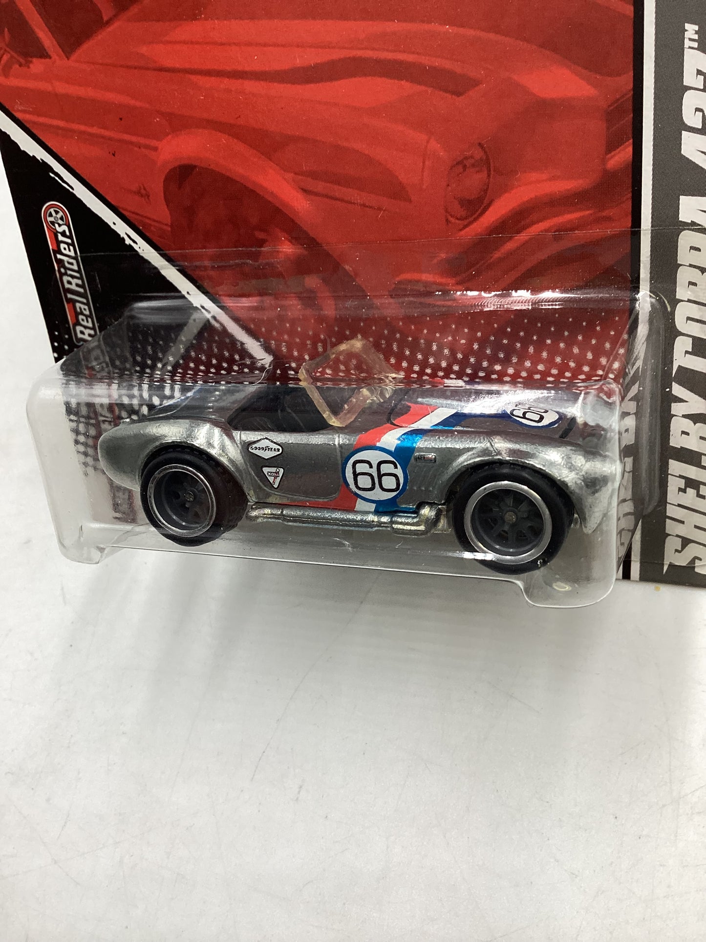 Hot Wheels Garage 06/20 Shelby Cobra 427 Silver