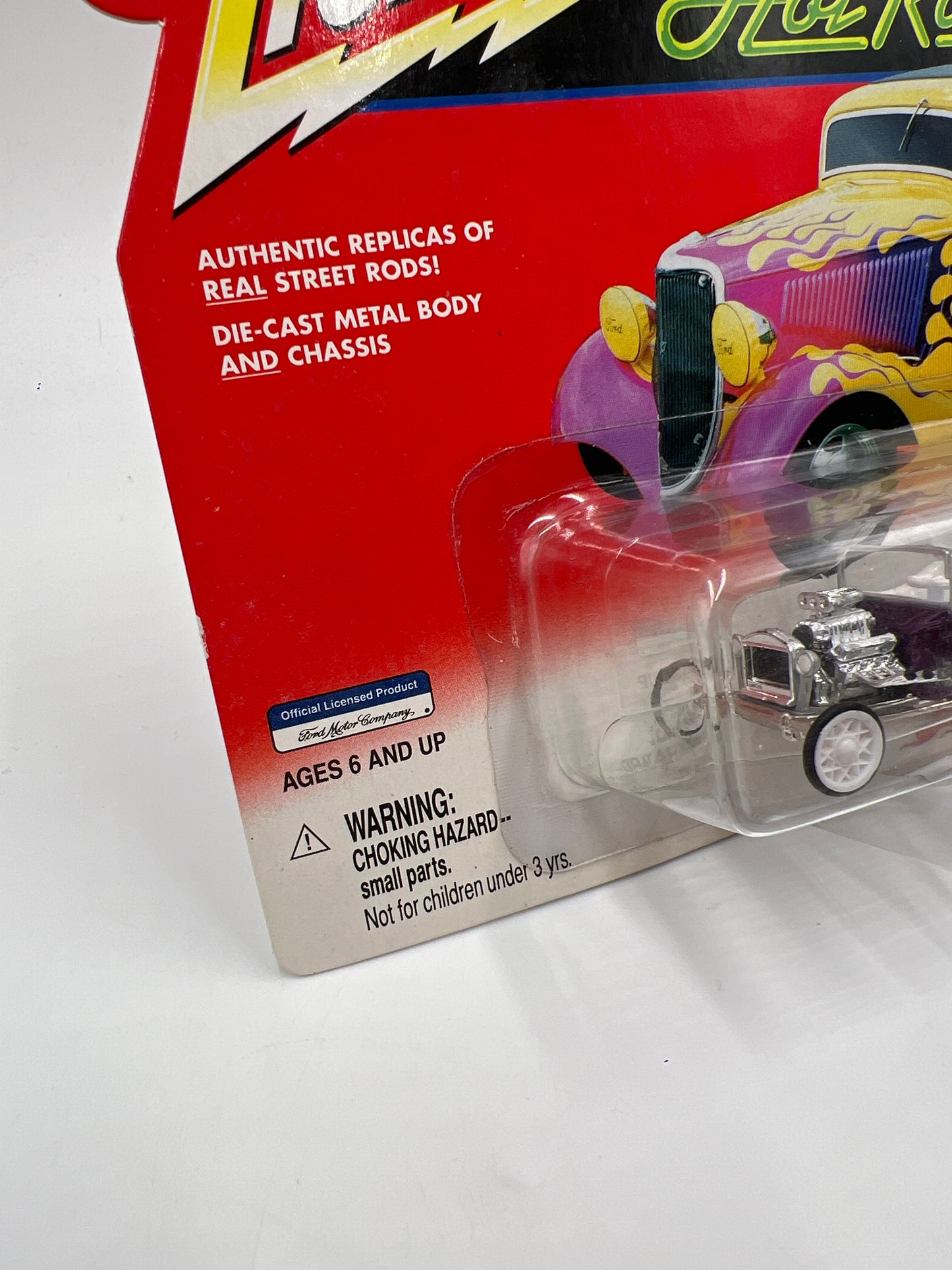 Johnny Lightning White Lightning Chase Hot Rods 1923 T-Bucket Purple