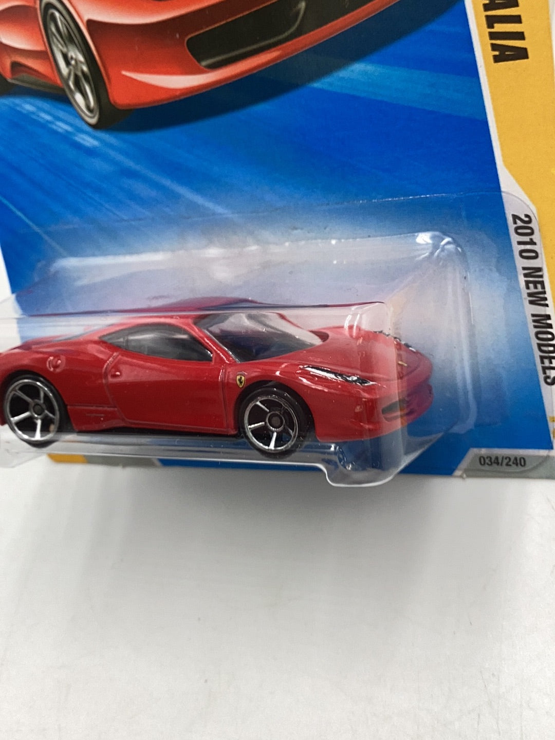 2010 Hot Wheels #34 Ferrari 458 Italia with protector