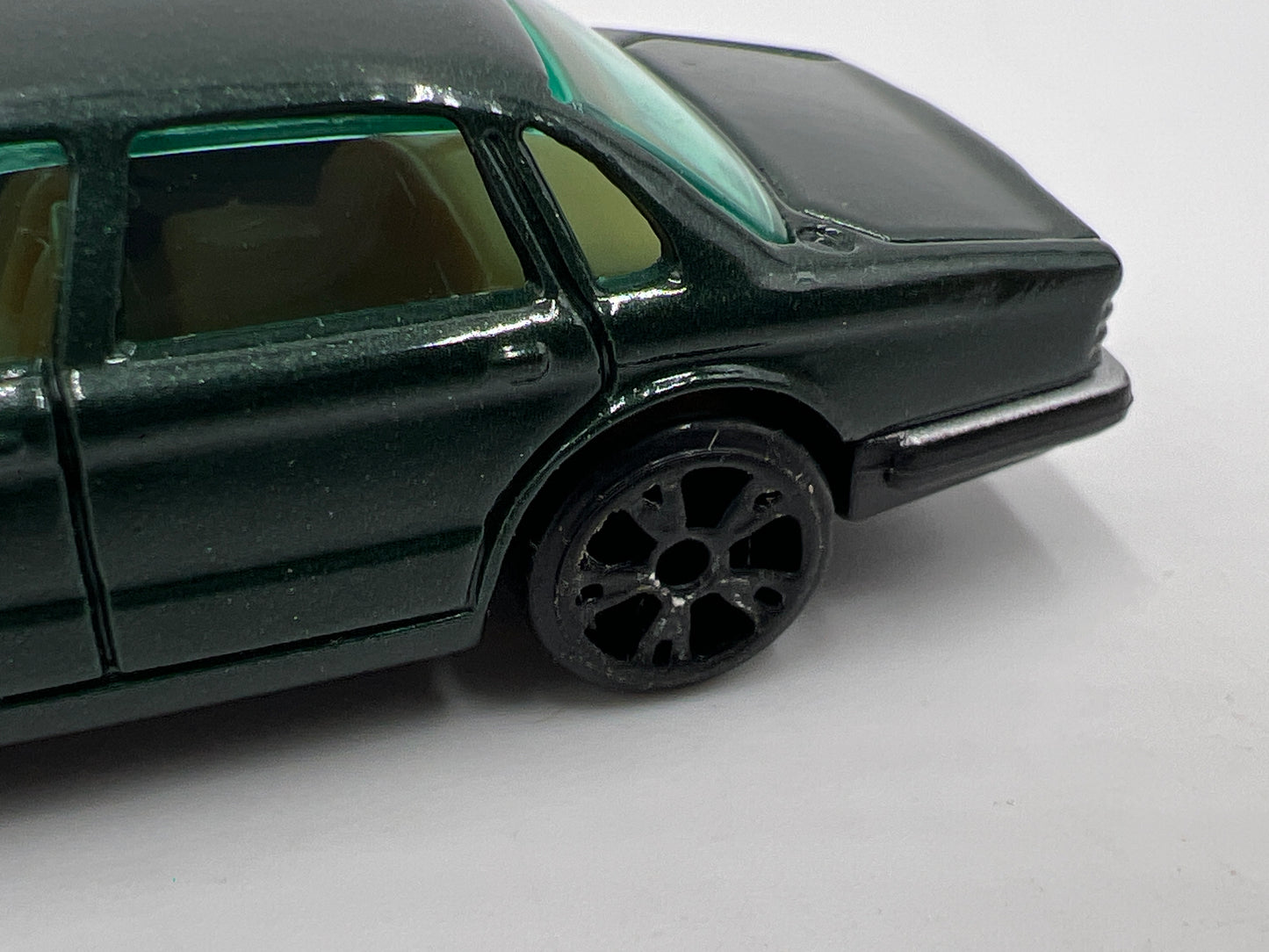 Matchbox 1/64 Superfast #57 Jaguar XJ6 Green Loose